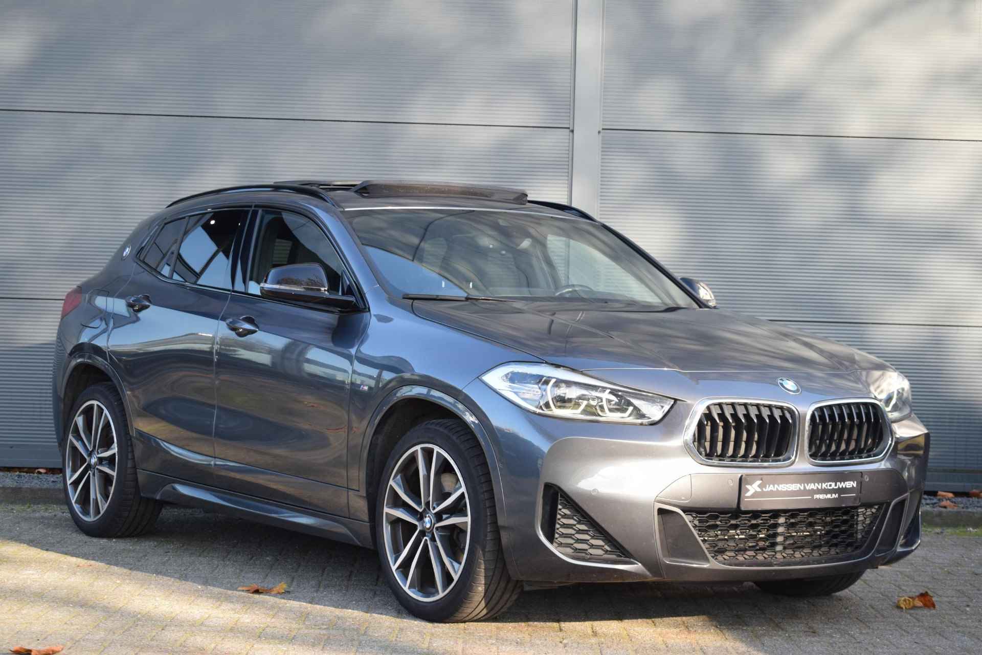 BMW X2 xDrive25e Executive / M-Sport / Pano / Head-Up Display - 3/60