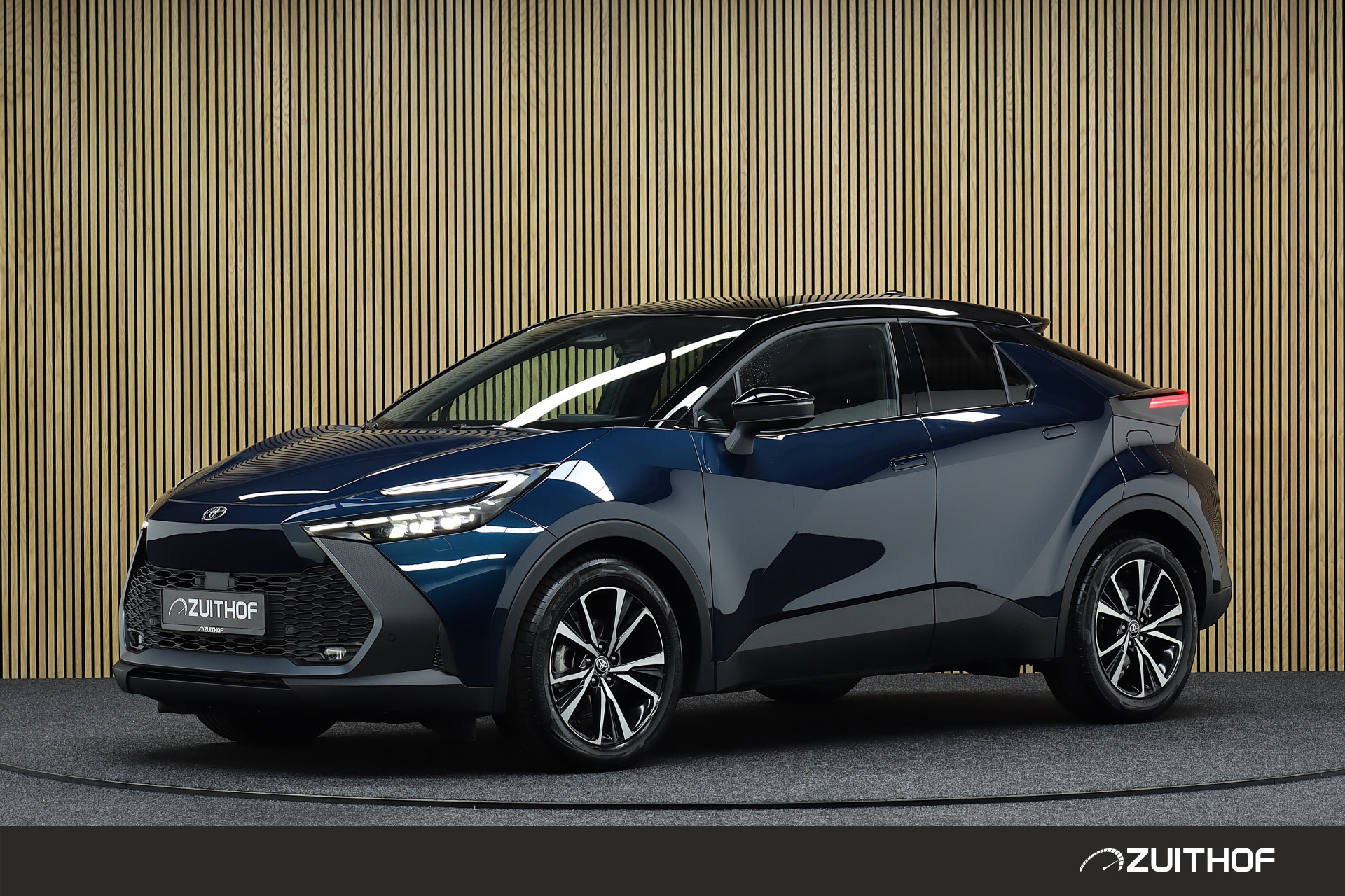 Toyota C-HR 1.8 Hybrid 140 First Edition | Nieuw uit voorraad leverbaar | Navigatie | Parkeerhulp | Winterpakket | Dodehoekdetectie