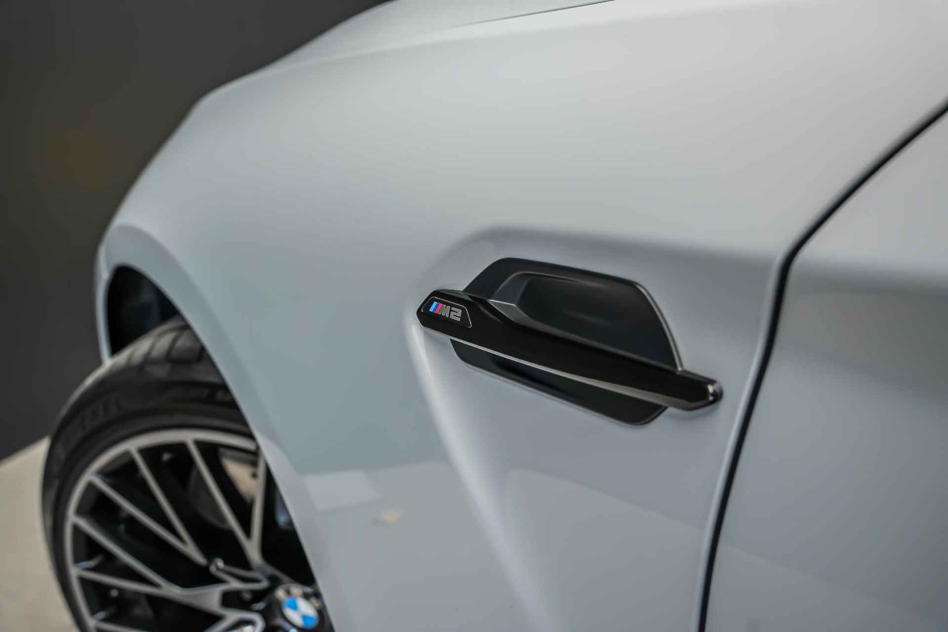 BMW M2 Competition 410pk DCT |Track pack|M-Performance LED-stuurwiel|Org. NL|schuif/kantel dak|Carbon|Harman & Kardon|elk. stoelen + memory|BLIS|parkeercamera en sensoren|19"| - 47/55