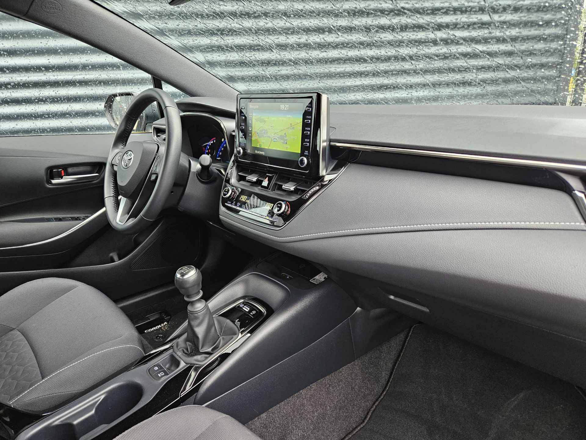 Toyota Corolla 1.2 Turbo Dynamic 116pk | Adaptive Cruise | LED Koplampen | Keyless | Stoelverwarming | Navi | DAB | Apple Carplay | - 5/19