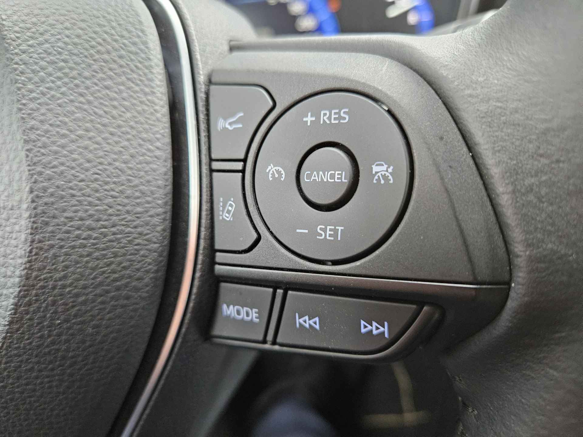 Toyota Corolla 1.2 Turbo Dynamic 116pk | Adaptive Cruise | LED Koplampen | Keyless | Stoelverwarming | Navi | DAB | Apple Carplay | - 9/19