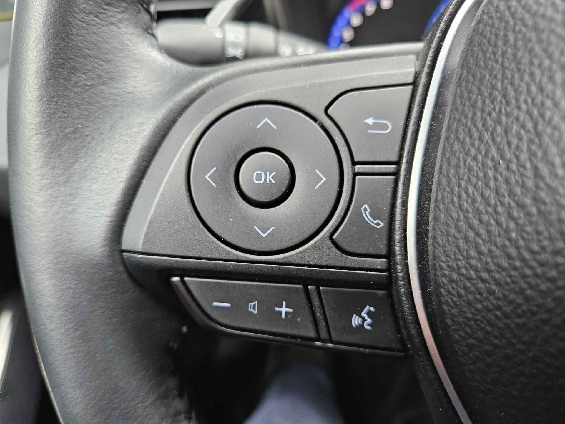 Toyota Corolla 1.2 Turbo Dynamic 116pk | Adaptive Cruise | LED Koplampen | Keyless | Stoelverwarming | Navi | DAB | Apple Carplay | - 11/19