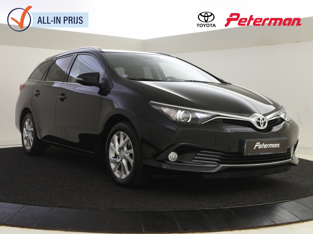 Toyota Auris Touring Sports 1.2T Dynamic | Trekhaak | All Seasons