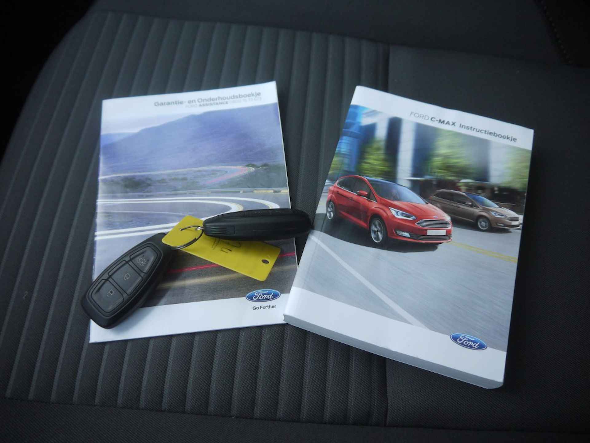 Ford C-MAX 1.0 Titanium NL-Auto!! Apple-Carplay I Keyless I Nav -- 2de Pinksterdag open van 11.00 t/m 15.30 uur -- - 8/32