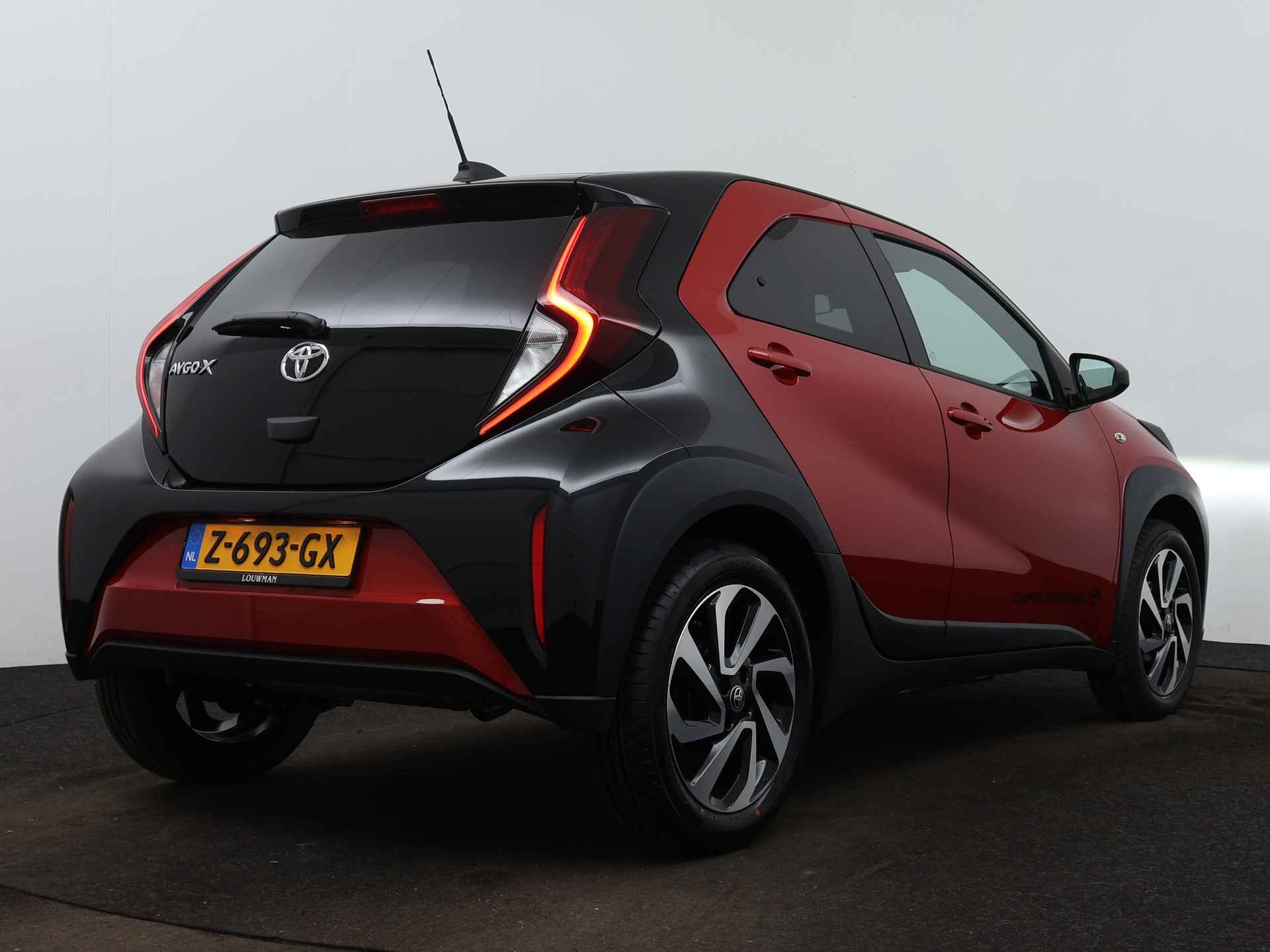 Toyota Aygo X 1.0 VVT-i S-CVT Pulse | Apple CarPlay | Android Auto | - 3/39