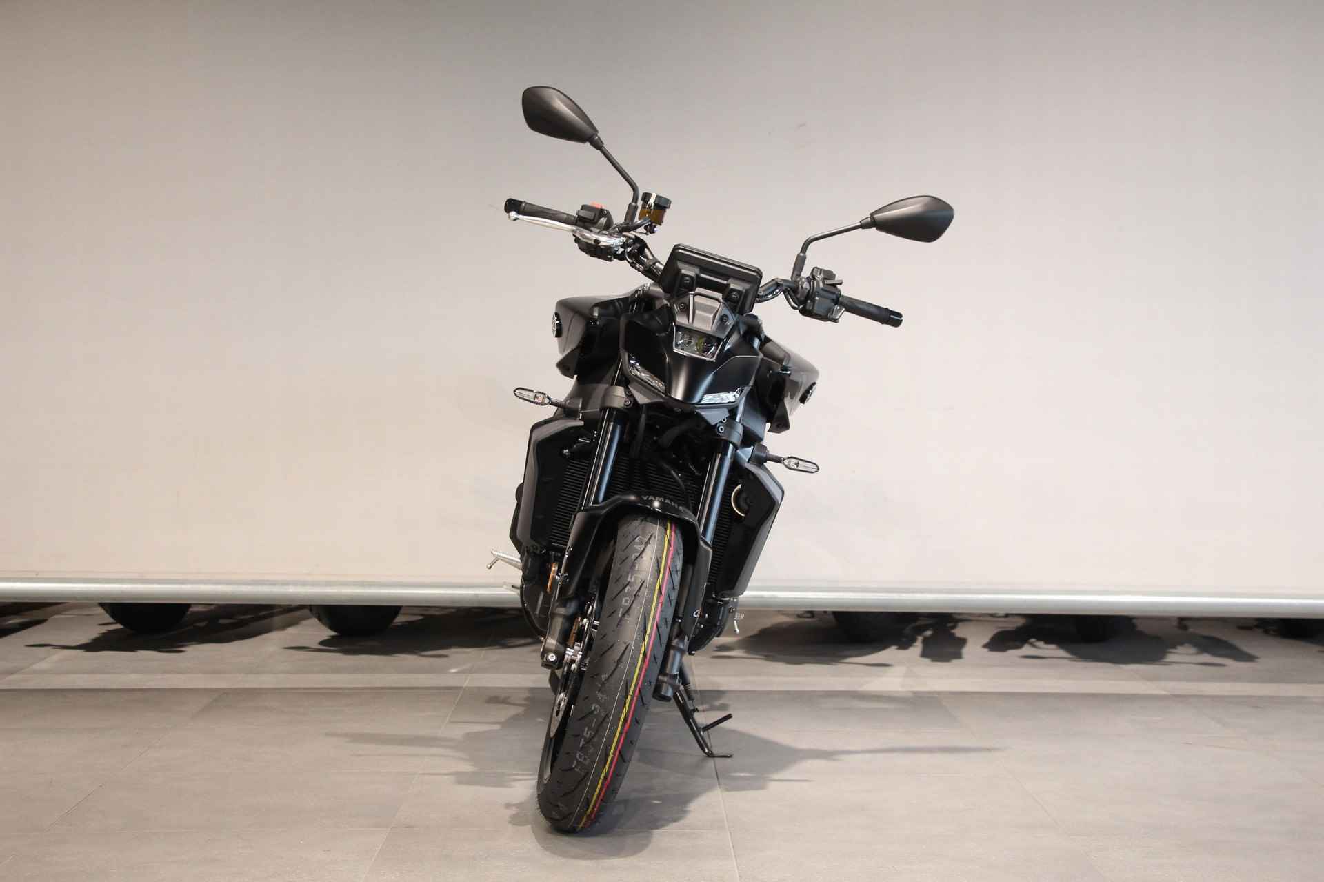 Yamaha MT-09 Y-AMT - 3/15