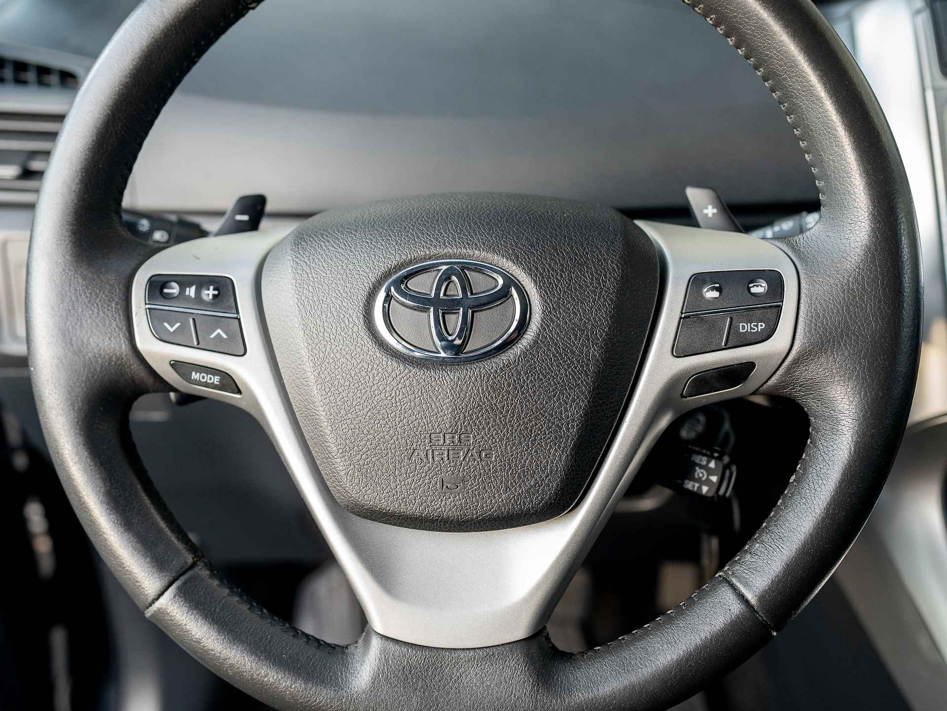 Toyota Verso 1.8 VVT-i Aut. Business | Trekhaak | Camera | Panodak | Leder | Prijs Rijklaar!! - 28/41