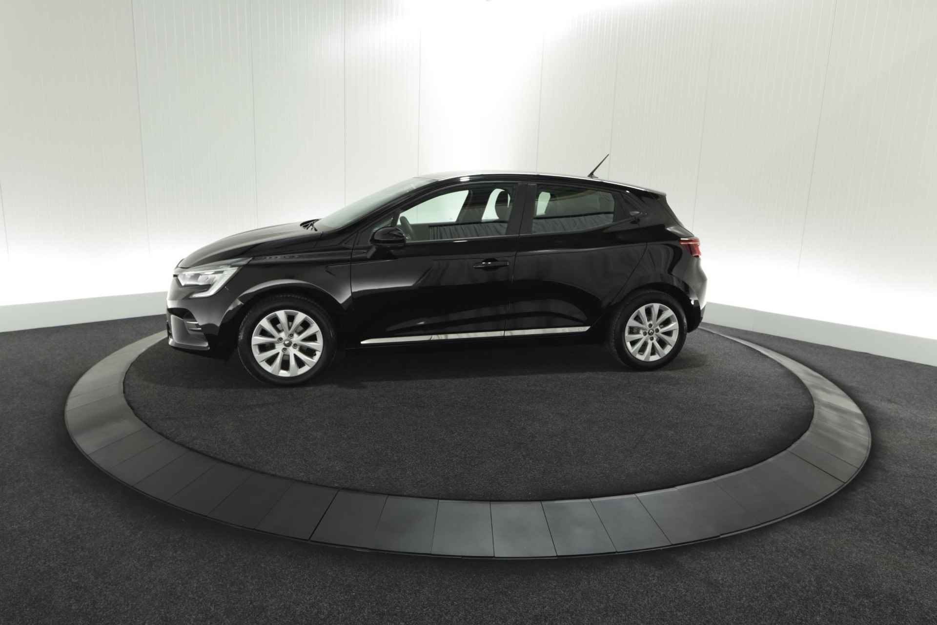 Renault Clio TCe 90 Zen | Apple Carplay | Parkeersensoren | 16 Inch Lichtmetalen Velgen - 62/67