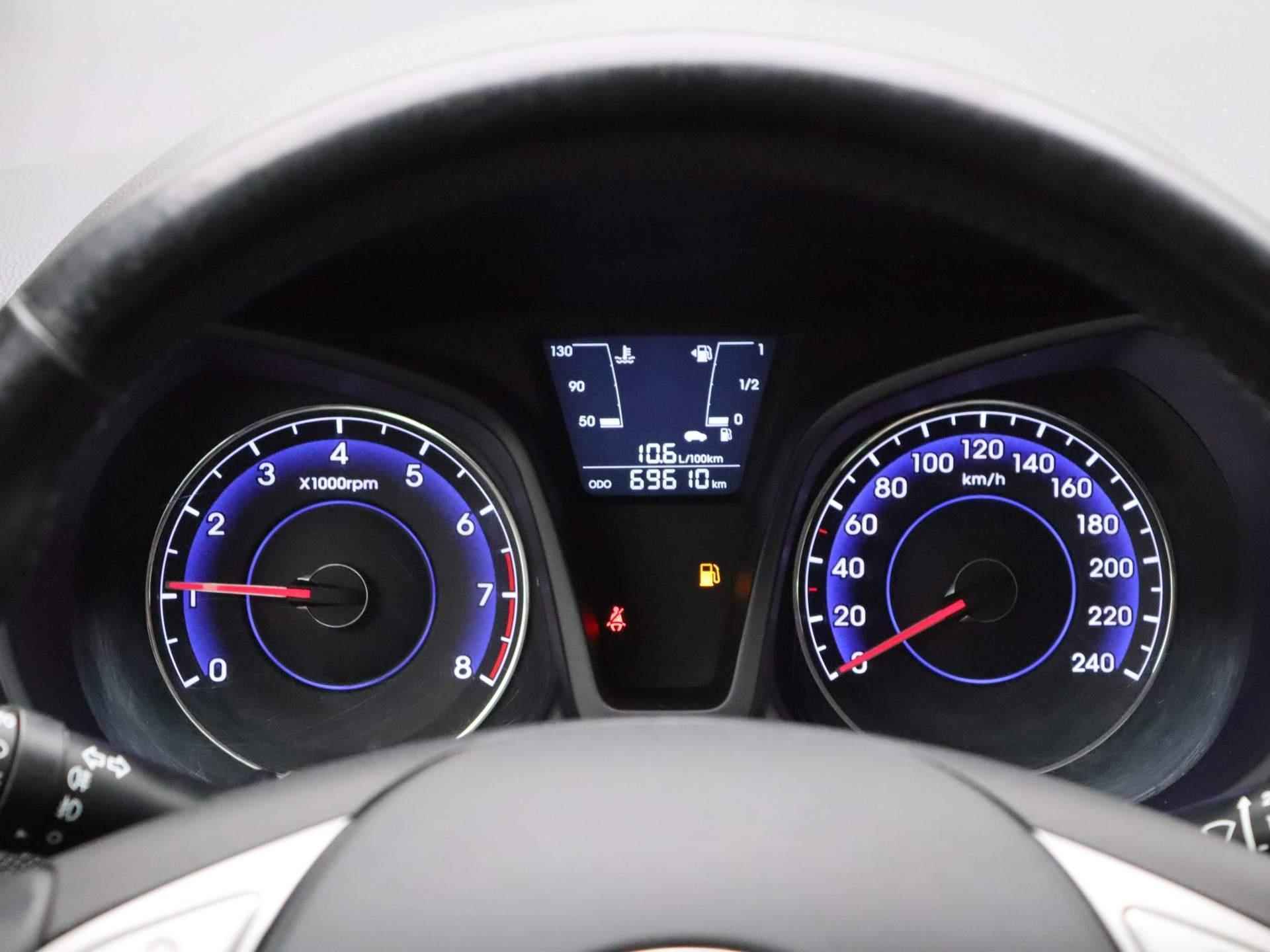 Hyundai ix20 1.4i Go! | Bluetooth | Climate control | Parkeersensoren | Cruis Control | - 9/31