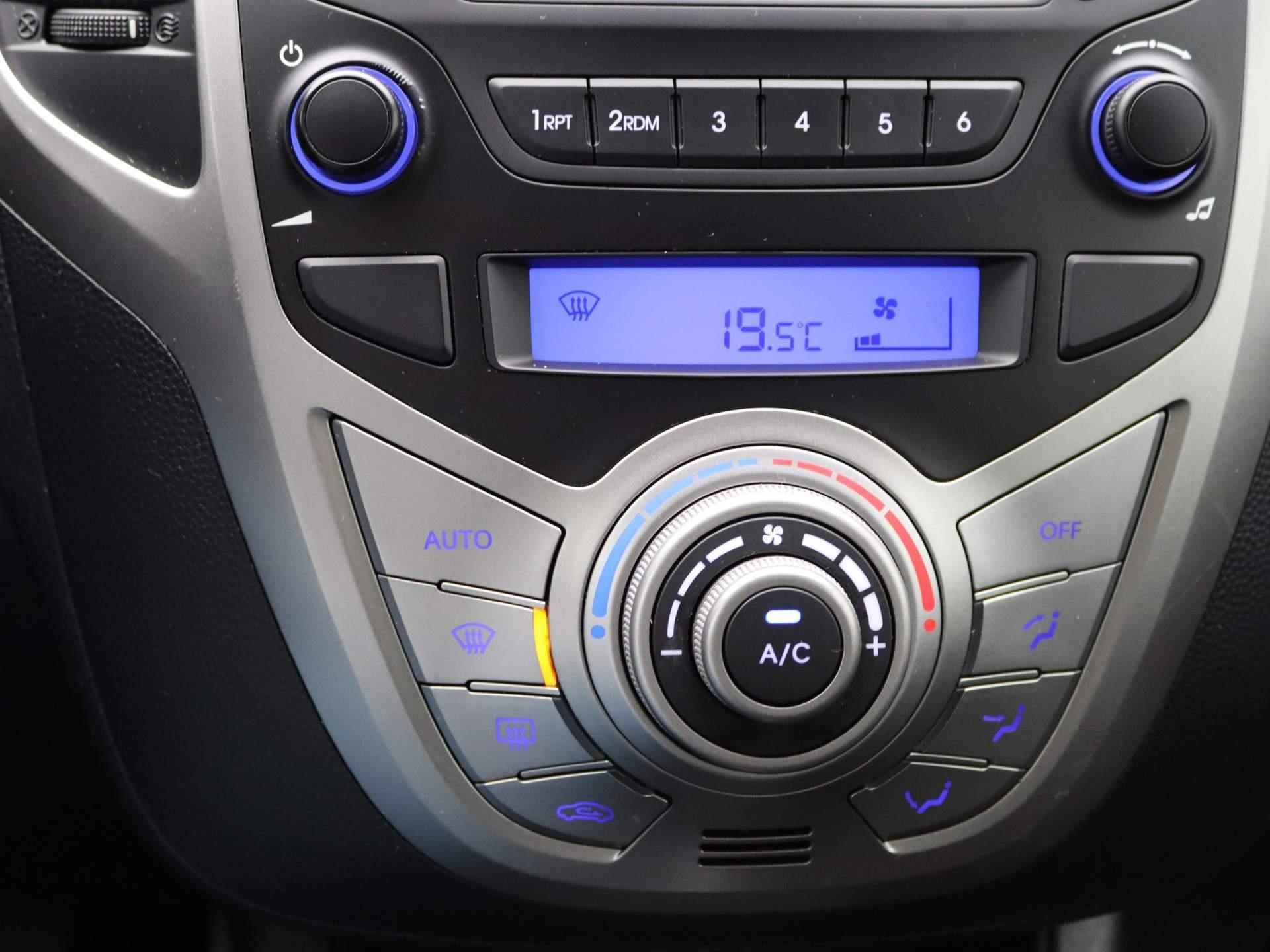 Hyundai ix20 1.4i Go! | Bluetooth | Climate control | Parkeersensoren | Cruis Control | - 14/31