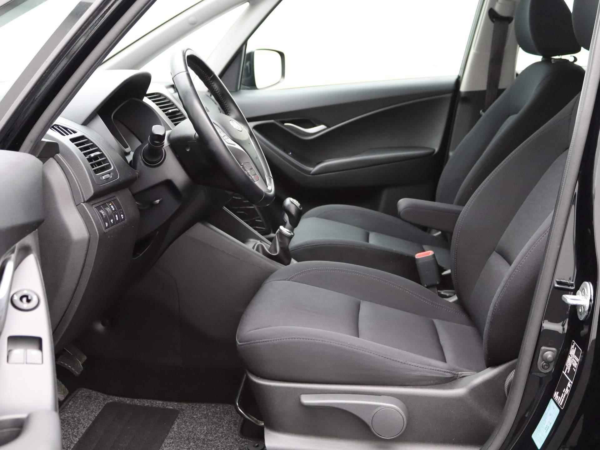 Hyundai ix20 1.4i Go! | Bluetooth | Climate control | Parkeersensoren | Cruis Control | - 22/31