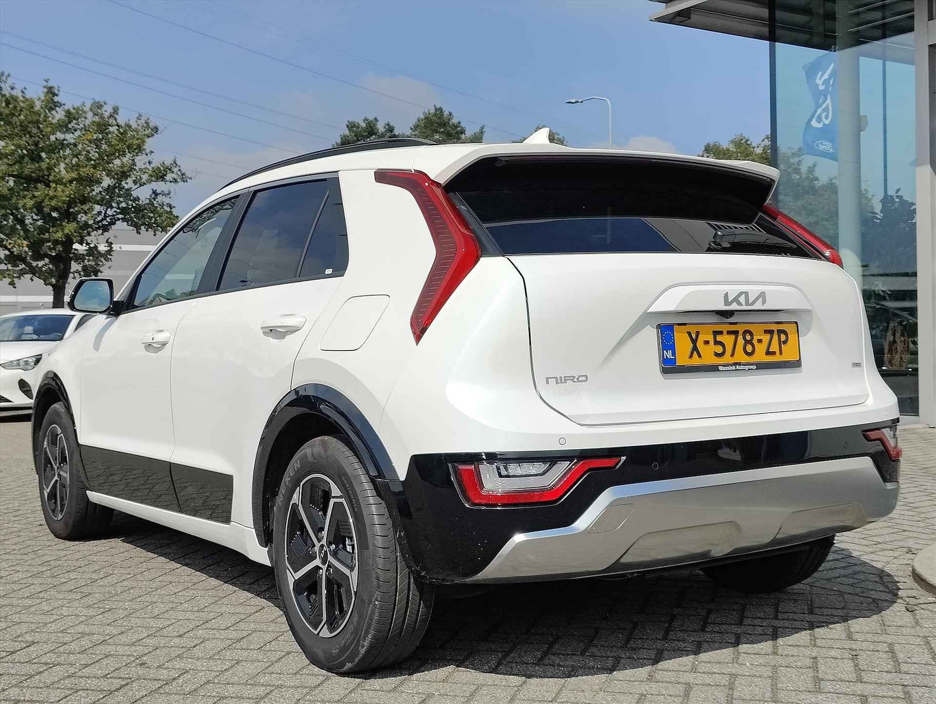 KIA Niro 1.6 GDi Hybrid 141pk DCT6 DynamicPlusLine | Panorama | Head up Display | Stoel & Stuurverwarming | Adaptive Cruise Control | Sensoren voor + achter - 4/39