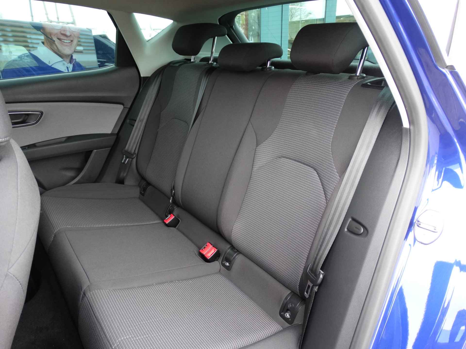 SEAT Leon 1.0 EcoTSI Style Business Intense | Navigatie | Climate Control | Parkeersensoren | Apple Carplay/Android Auto | - 10/34