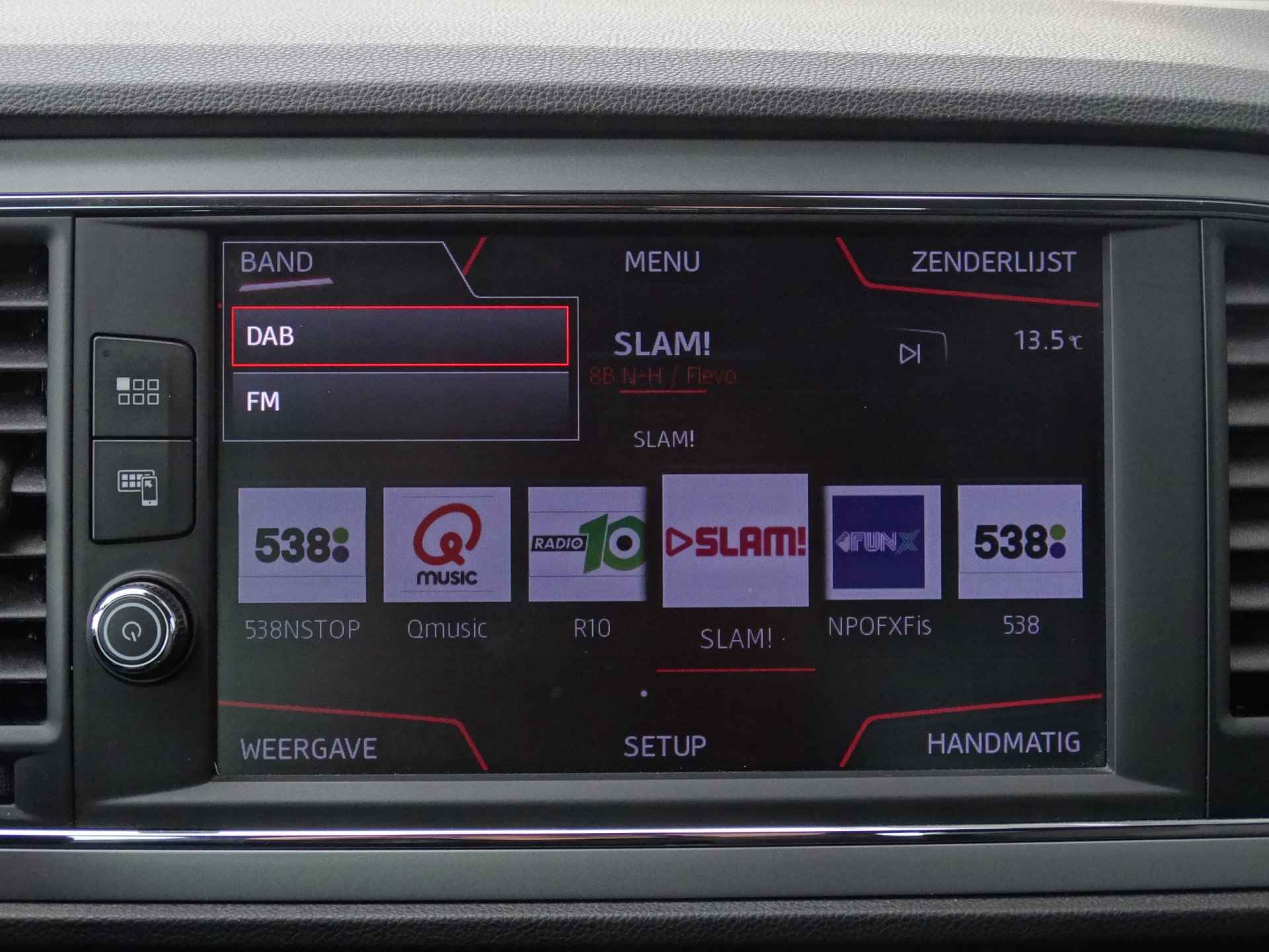 SEAT Leon 1.0 EcoTSI Style Business Intense | Navigatie | Climate Control | Parkeersensoren | Apple Carplay/Android Auto | - 26/34