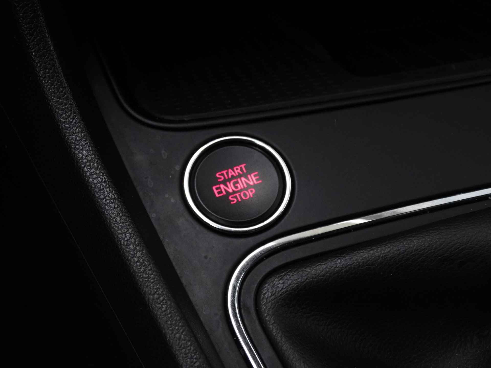 SEAT Leon 1.0 EcoTSI Style Business Intense | Navigatie | Climate Control | Parkeersensoren | Apple Carplay/Android Auto | - 33/34