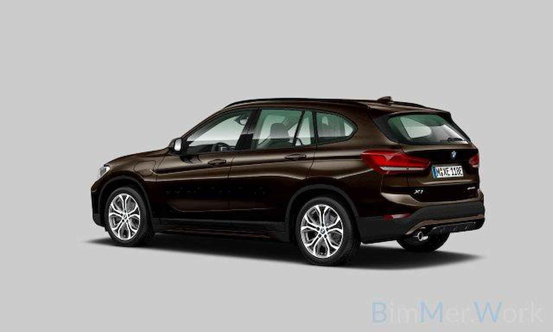 BMW X1 xDrive25e Sportline - 3/5