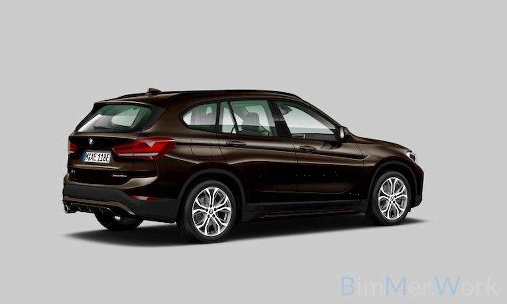 BMW X1 xDrive25e Sportline - 4/5