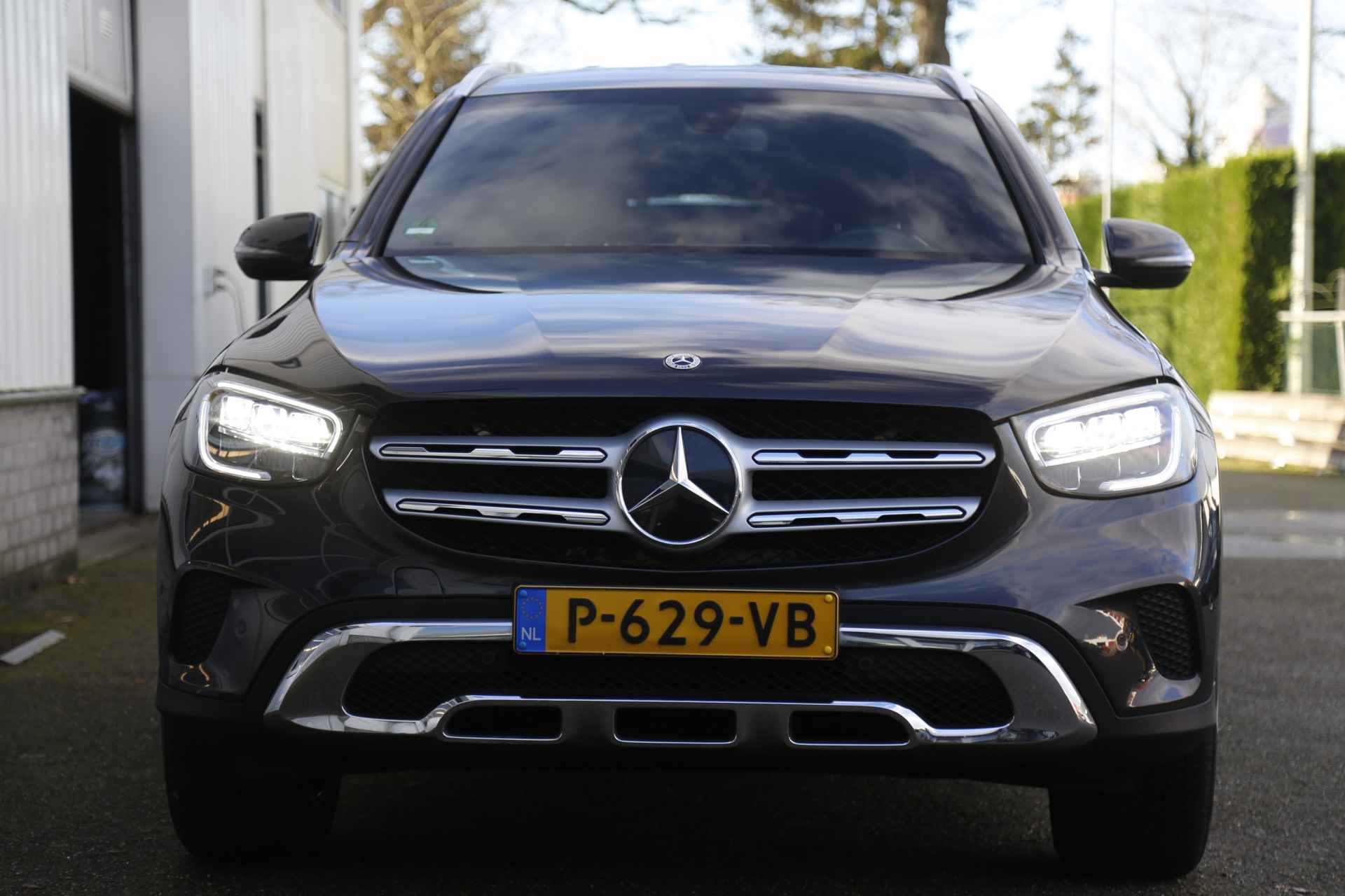 Mercedes-Benz GLC 300e Plug in hybride PHEV 4MATIC Luxury*NL-Auto*Perfect MB Onderh.*1ste Eig*Elek. Trekhaak/Elek. Klep/Digi.Klokken/Standkachel/C - 19/64