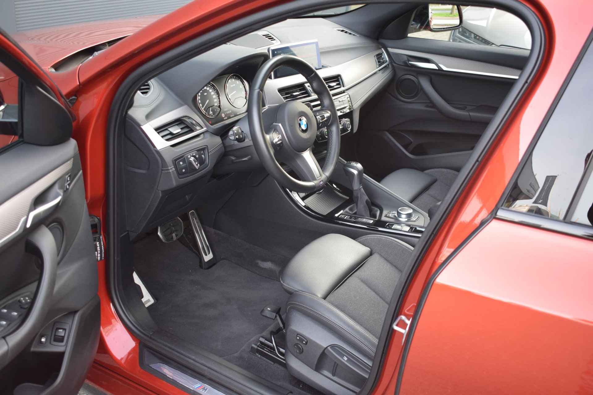 BMW X2 xDrive25e Executive AUT6 / M-Sport / Panoramadak / LED / Camera - 7/63