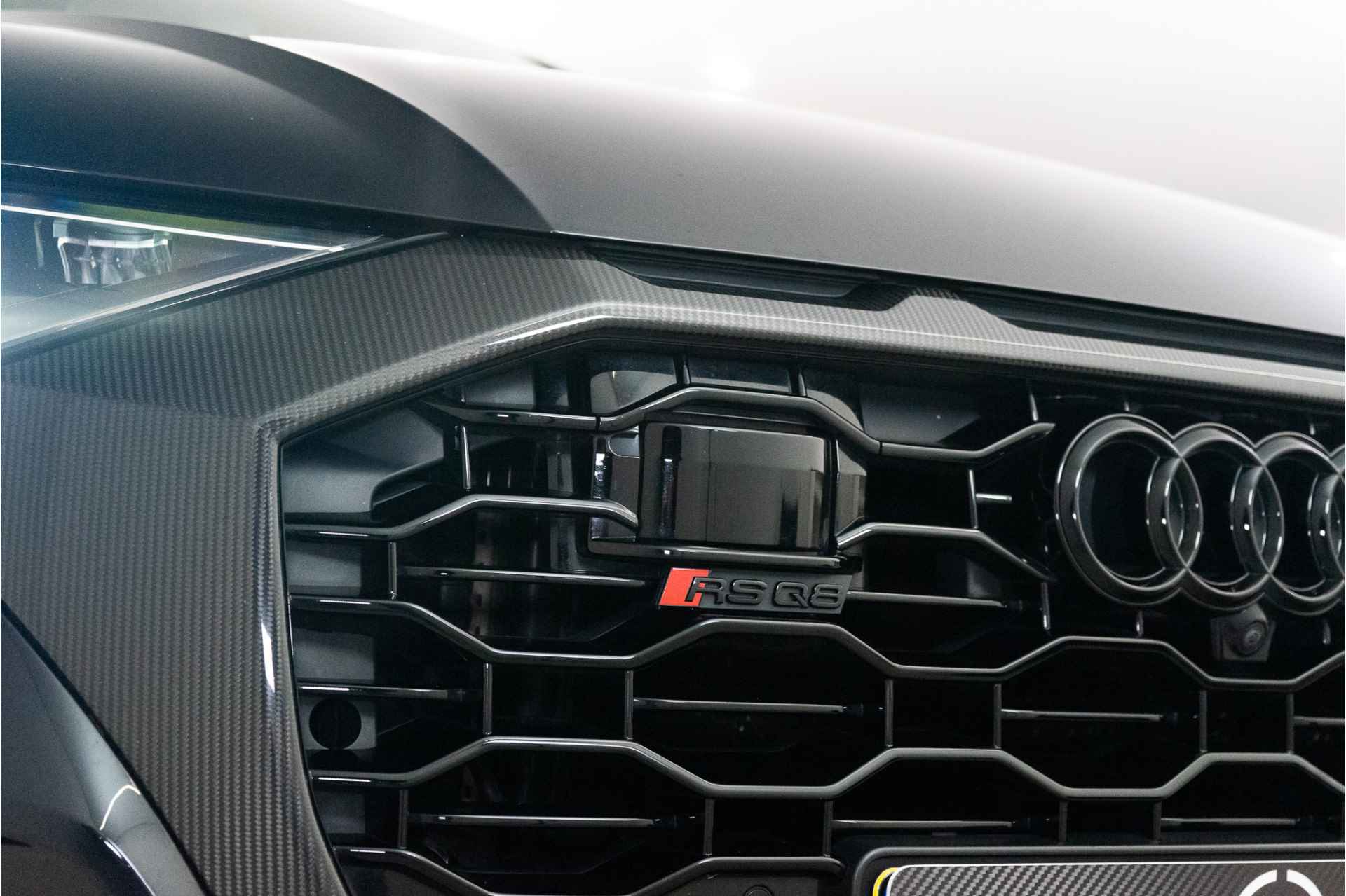 Audi RS Q8 4.0 TFSI RSQ8 Quattro 600PK | NL AUTO | Keramisch | Carbon | B&O | Stand | BOMVOL! 24 MND Garantie! - 11/69