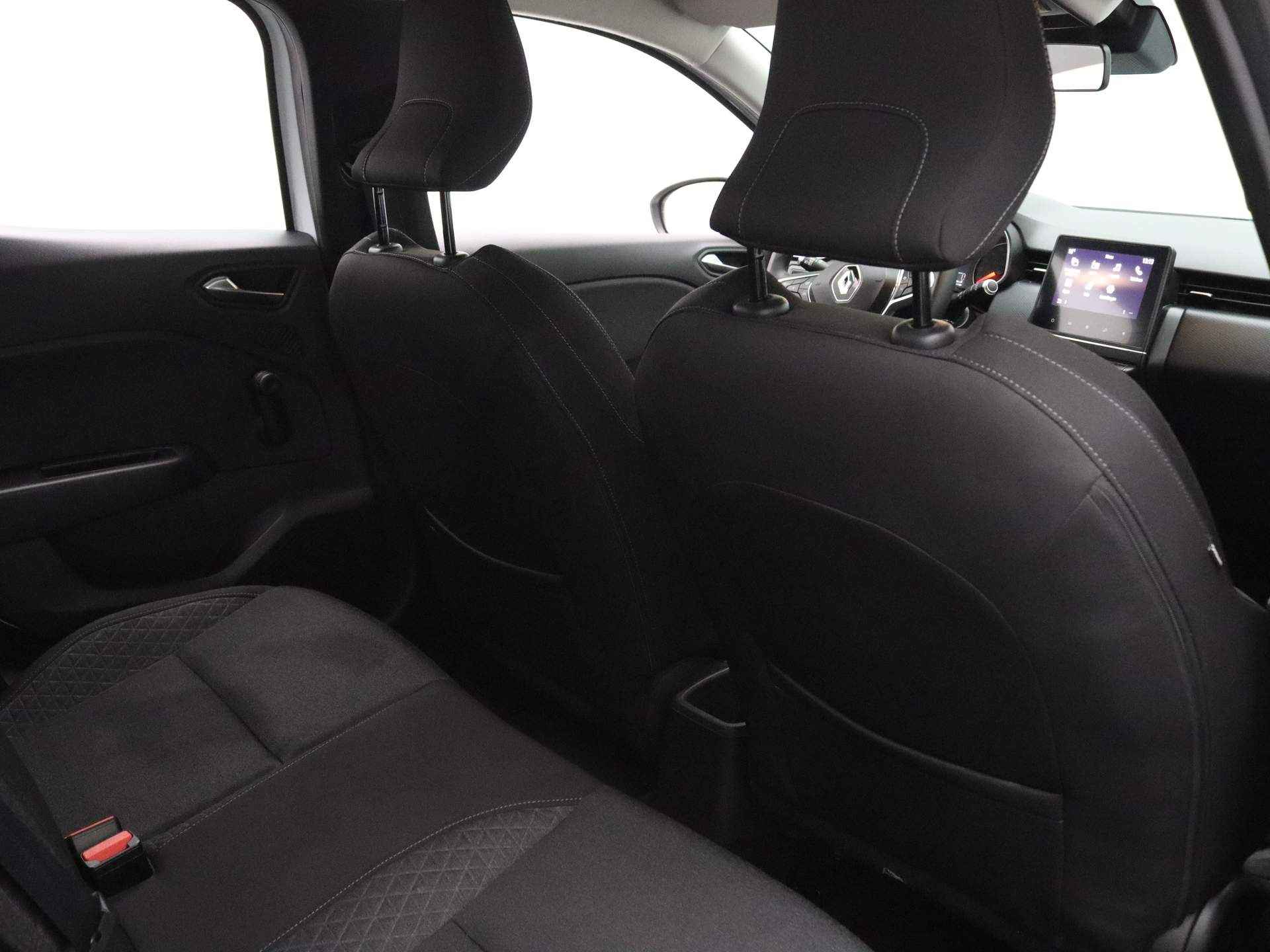 Renault Clio TCe 100pk Zen ALL-IN PRIJS! Airco | Cruise control | Apple Carplay - 32/37