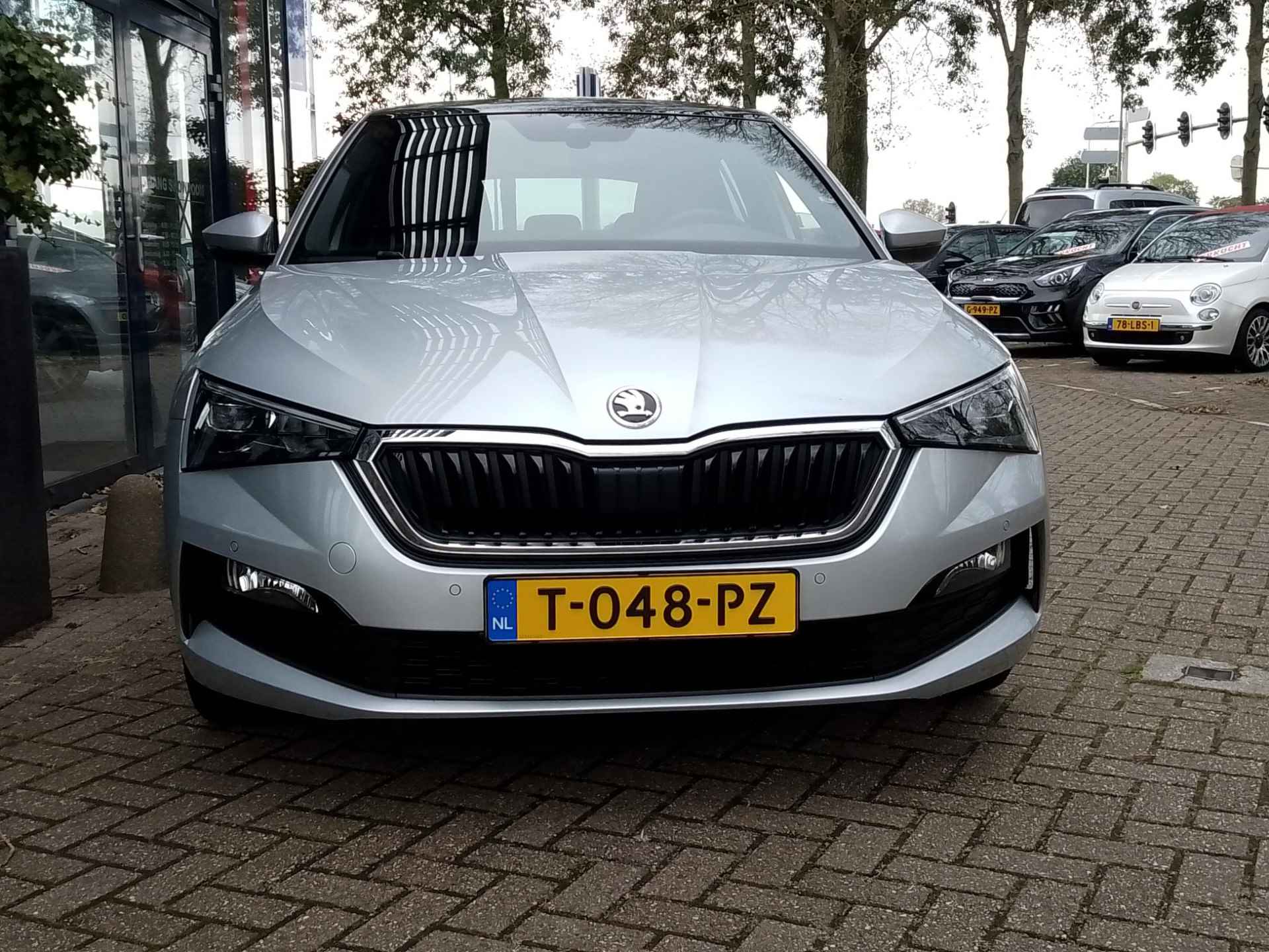 Skoda Scala 1.0 TSI Business | Panodak | Navigatie via Smartphone | Cruise Control | LM Velgen | PDC + Camera - 6/27