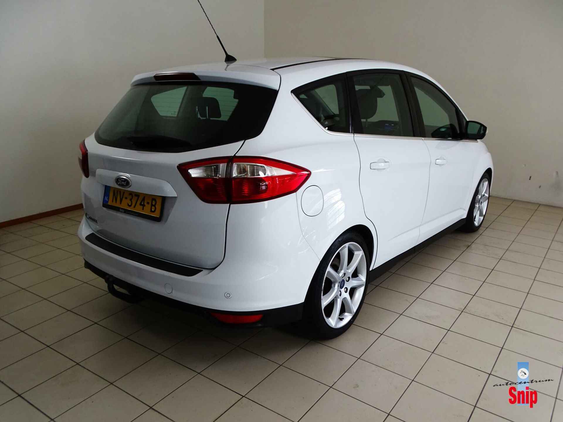 Ford C-Max 1.6 SCTi Titanium - 23/28