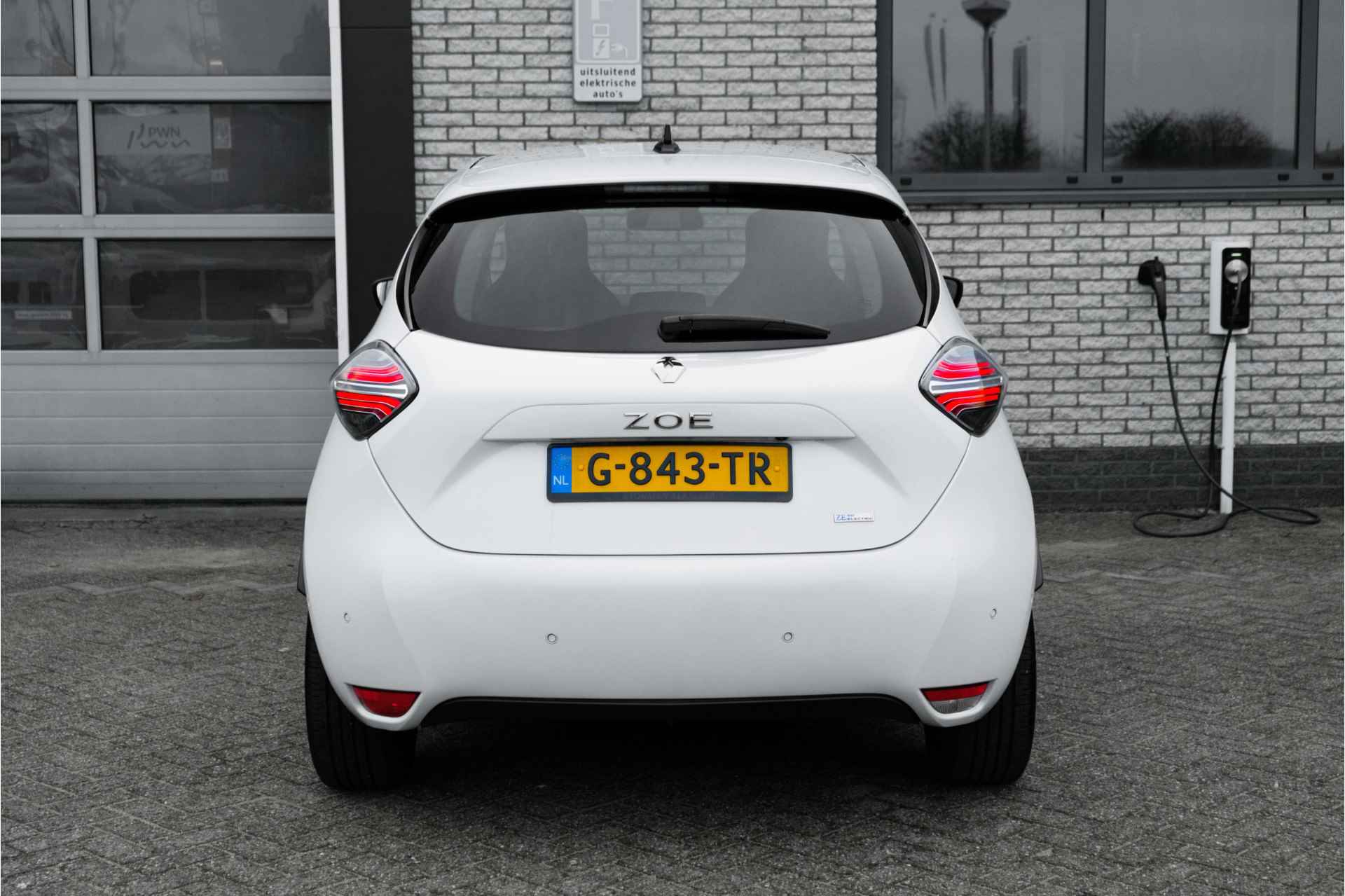 Renault ZOE R135 Edition One 52 kWh | batterijkoop | | incl. Bovag rijklaarpakket met 12 maanden garantie | - 5/65