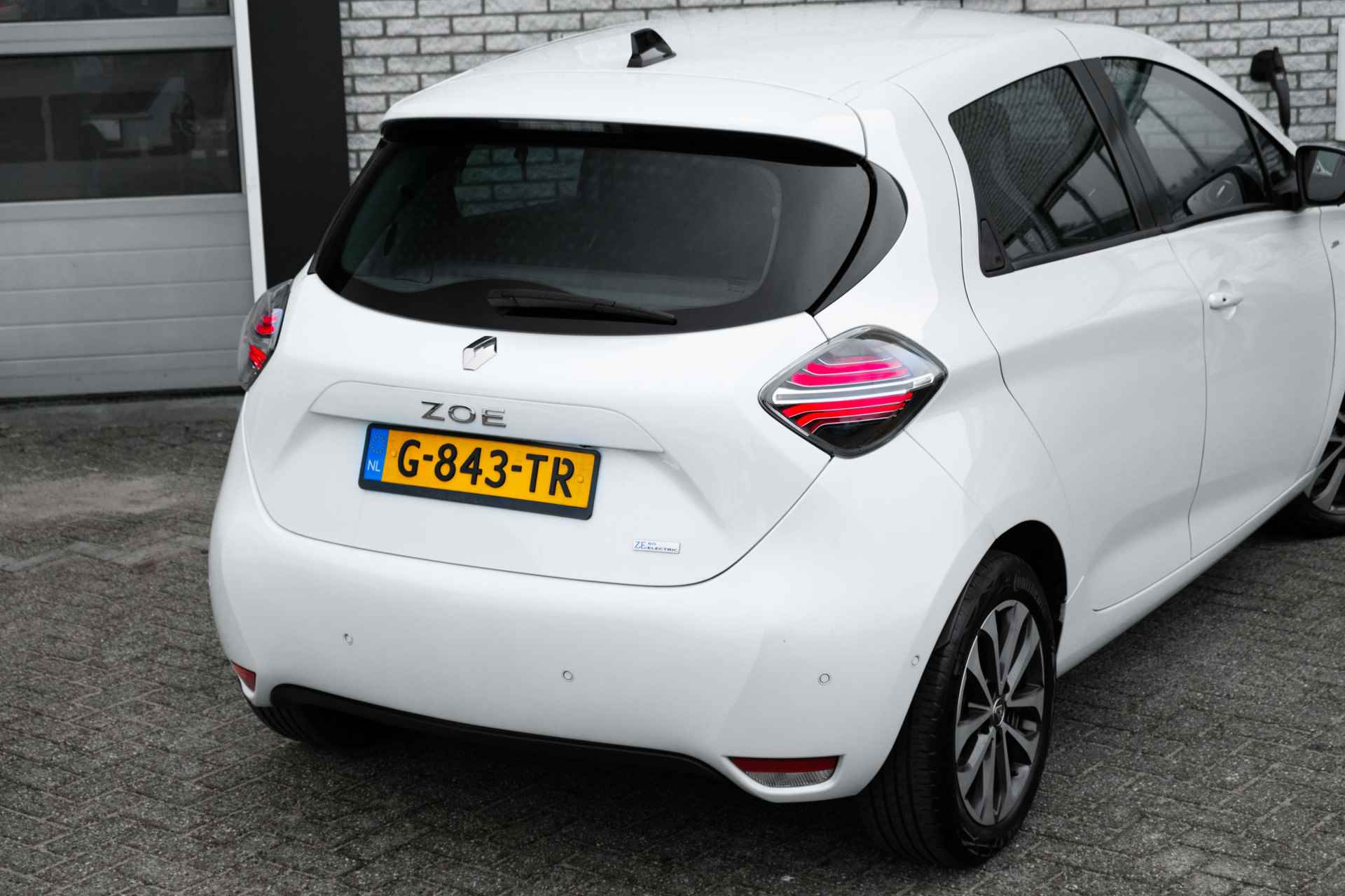 Renault ZOE R135 Edition One 52 kWh | batterijkoop | | incl. Bovag rijklaarpakket met 12 maanden garantie | - 21/65