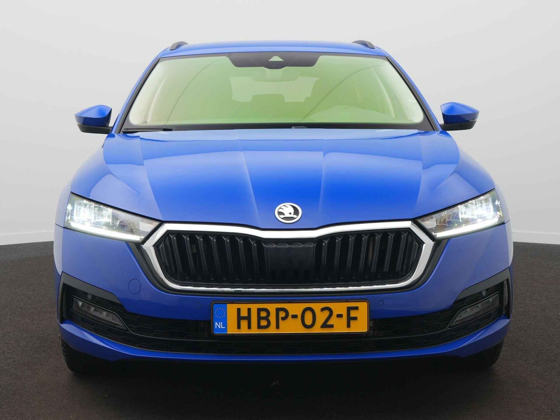 Skoda Octavia Combi 1.4 TSI iV PHEV Business Edition Navigatie - Clima - Stoelverwarming - L.M.Velgen - 2/53