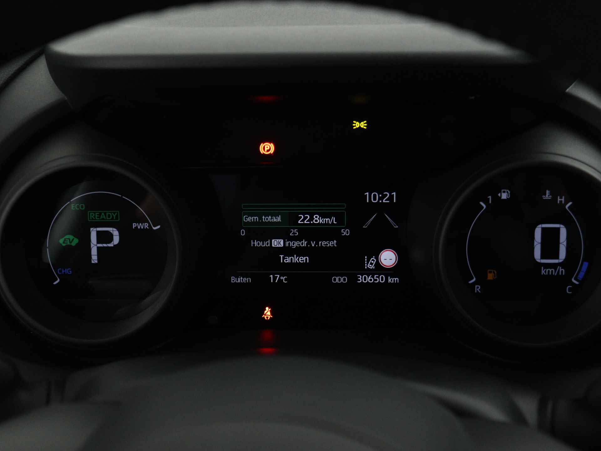 Toyota Yaris 1.5 Hybrid Dynamic | Navigatie | Camera | LM Velgen | - 7/40