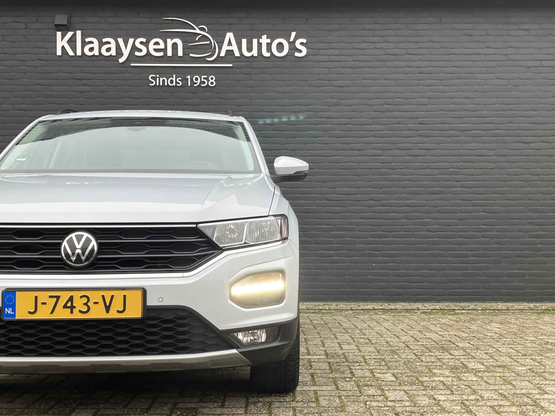 Volkswagen T-Roc 1.0 TSI Style 116 pk | dealer onderhouden | adaptieve cruise | airco | rij assistentie | parkeersensoren - 10/34