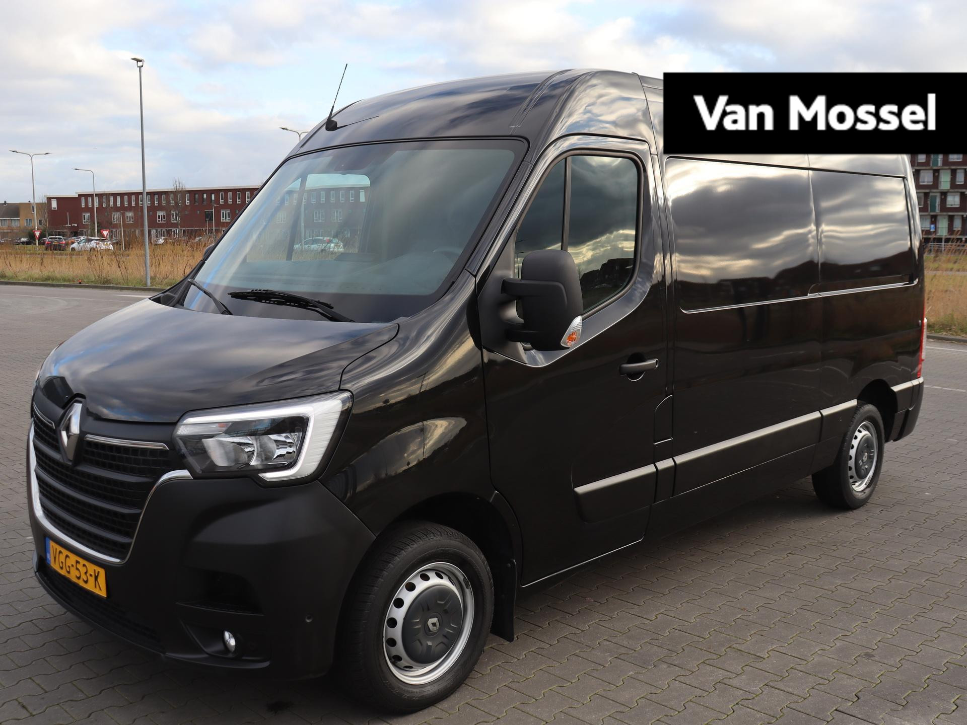 Renault Master T33 2.3 dCi 135 L2H2 | Navigatie | Trekhaak | Camera