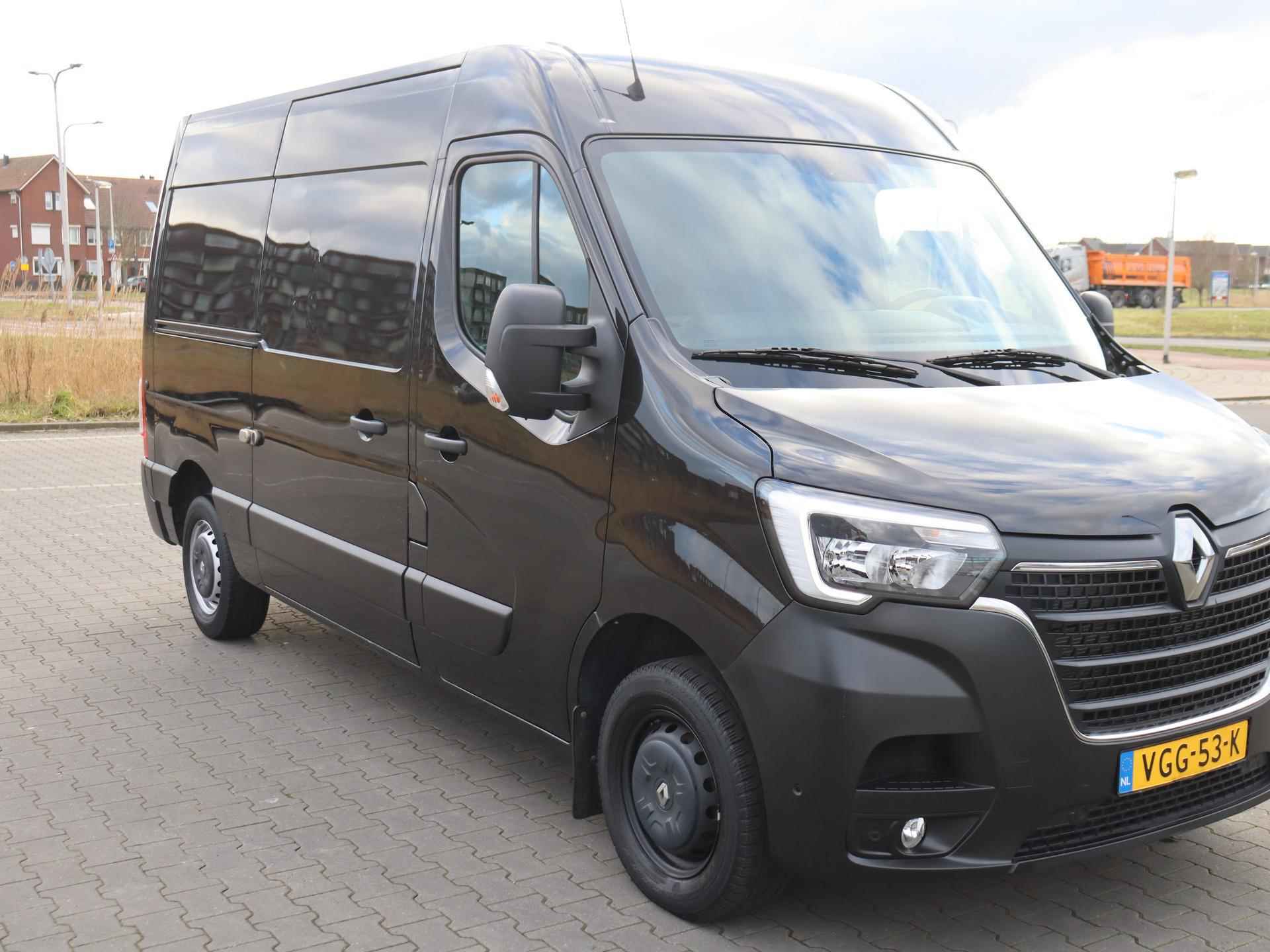 Renault Master T33 2.3 dCi 135 L2H2 | Navigatie | Trekhaak | Camera - 20/26