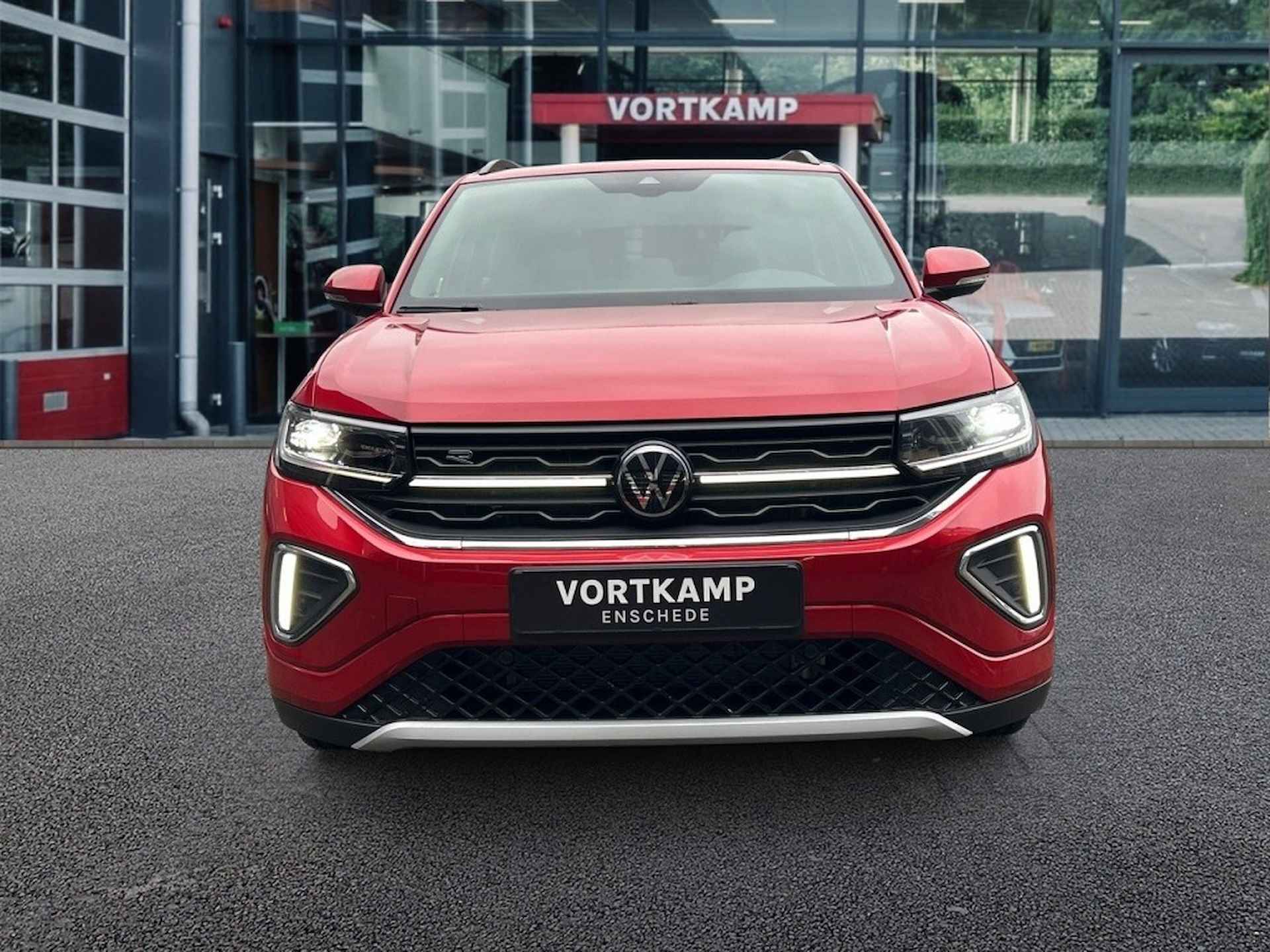 VOLKSWAGEN T-cross 1.5 TSI DSG R-LINE IQ-LIGHTS/CAMERA/CARPLAY/ACC/STOELVERW - 2/24