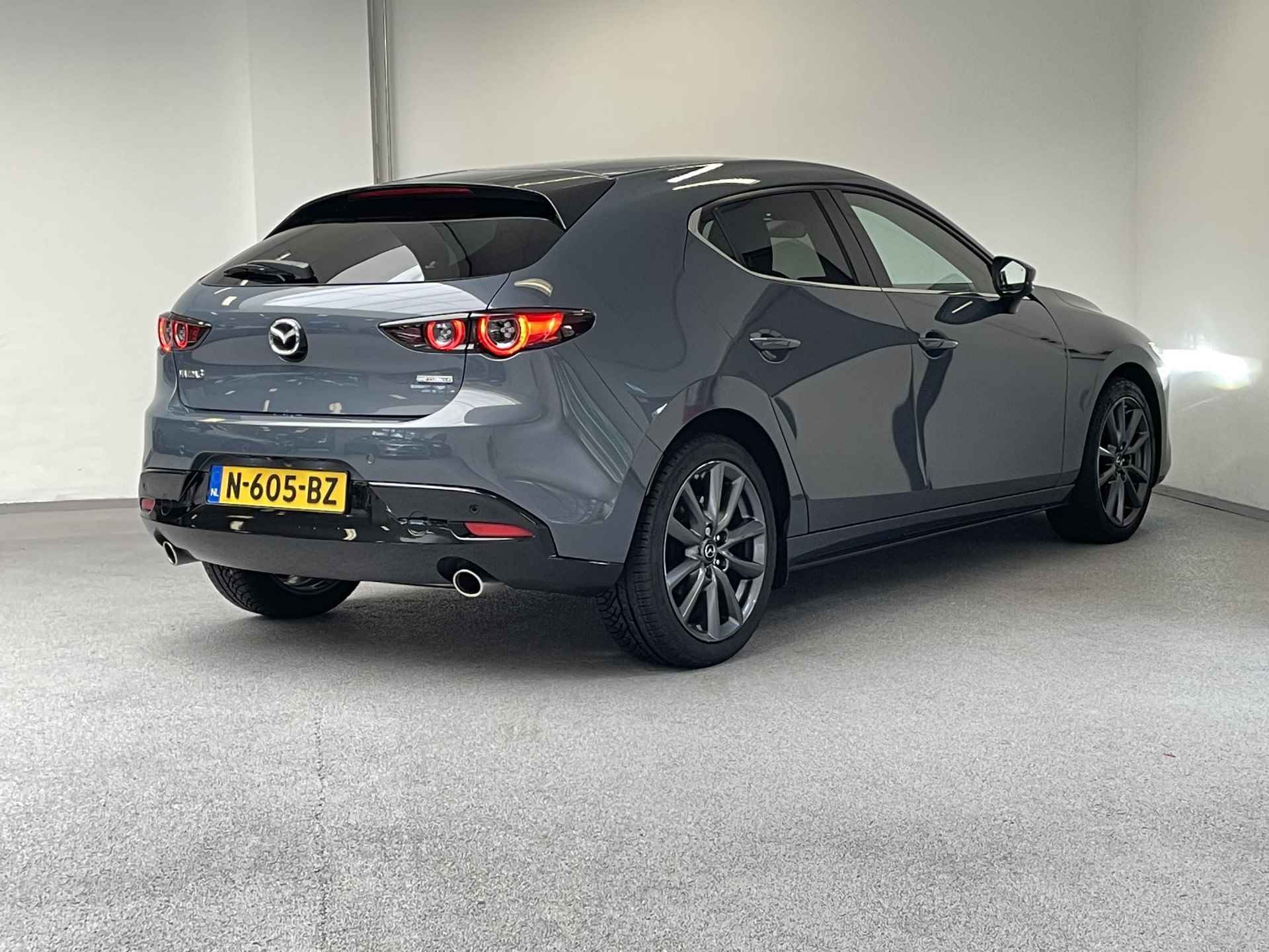 Mazda 3 2.0 e-SkyActiv-G M Hybrid 150 Sportive | 1e-EIG. | ORG.NL | HEAD-UP | CARPLAY | CAMERA | STOELVERWARMING | - 7/40