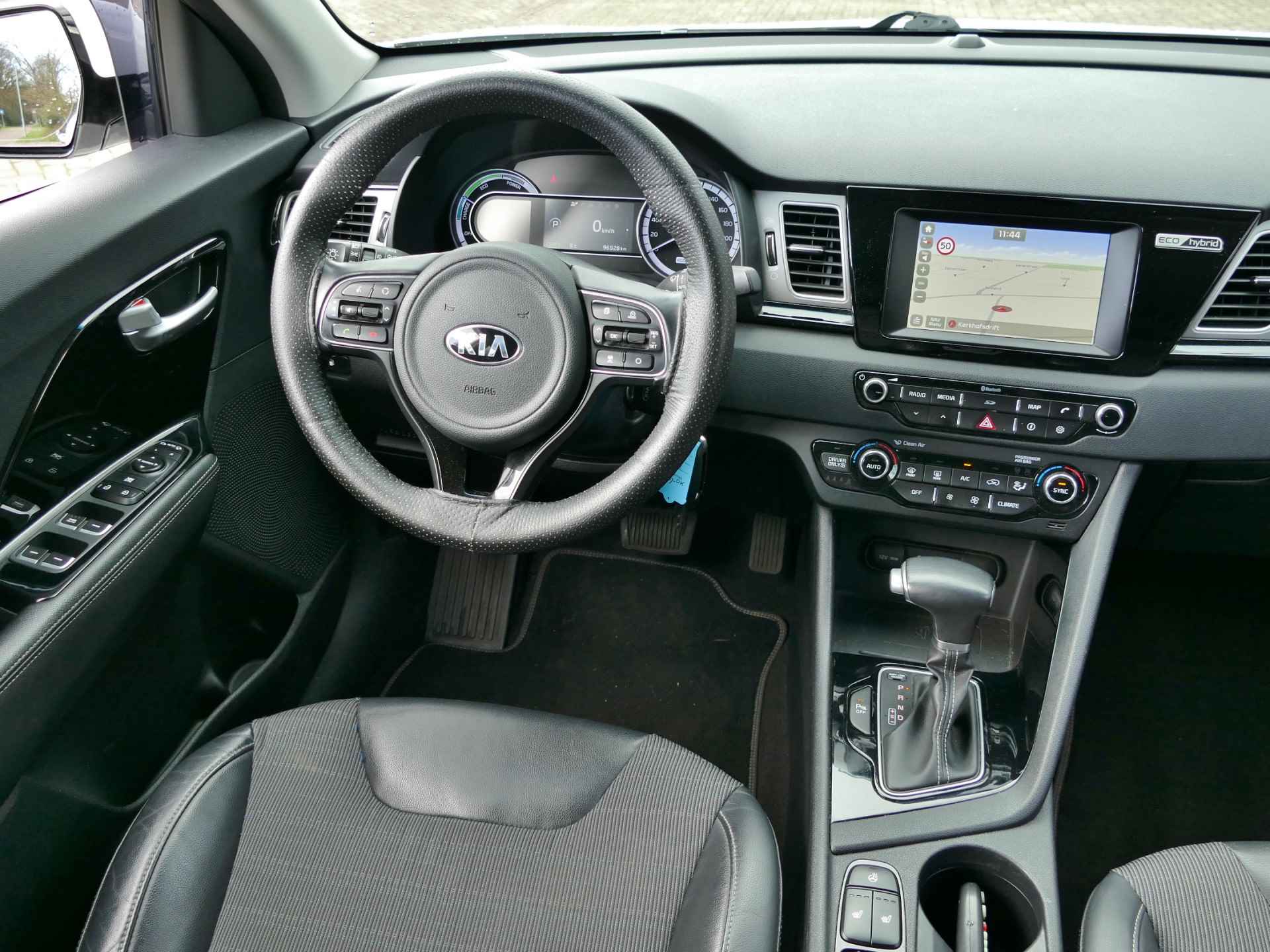 Kia Niro 1.6 GDi Hybrid | 100% onderhouden | verwarmd stuur | Apple CarPlay /Android auto - 6/55