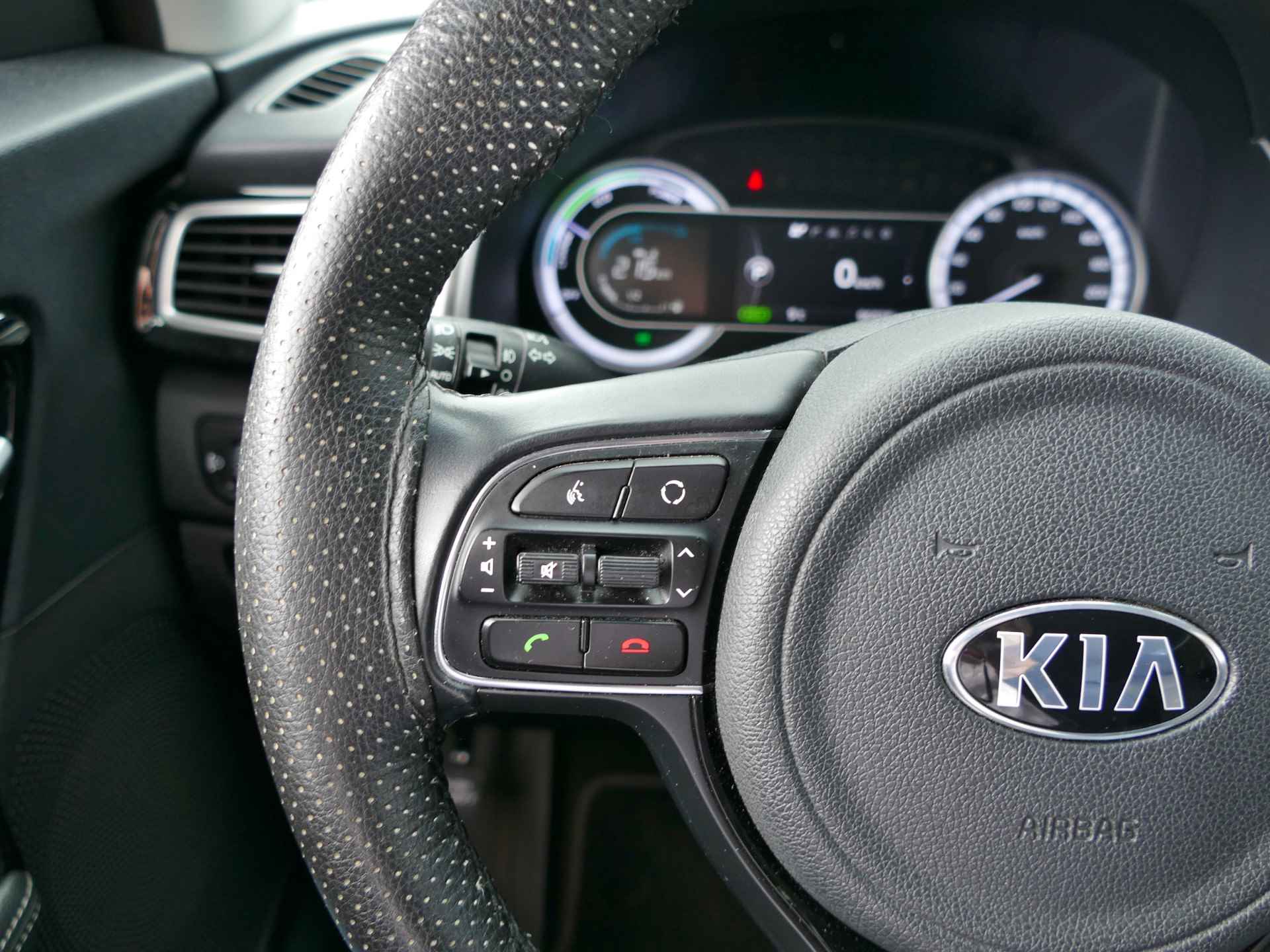 Kia Niro 1.6 GDi Hybrid | 100% onderhouden | verwarmd stuur | Apple CarPlay /Android auto - 16/55