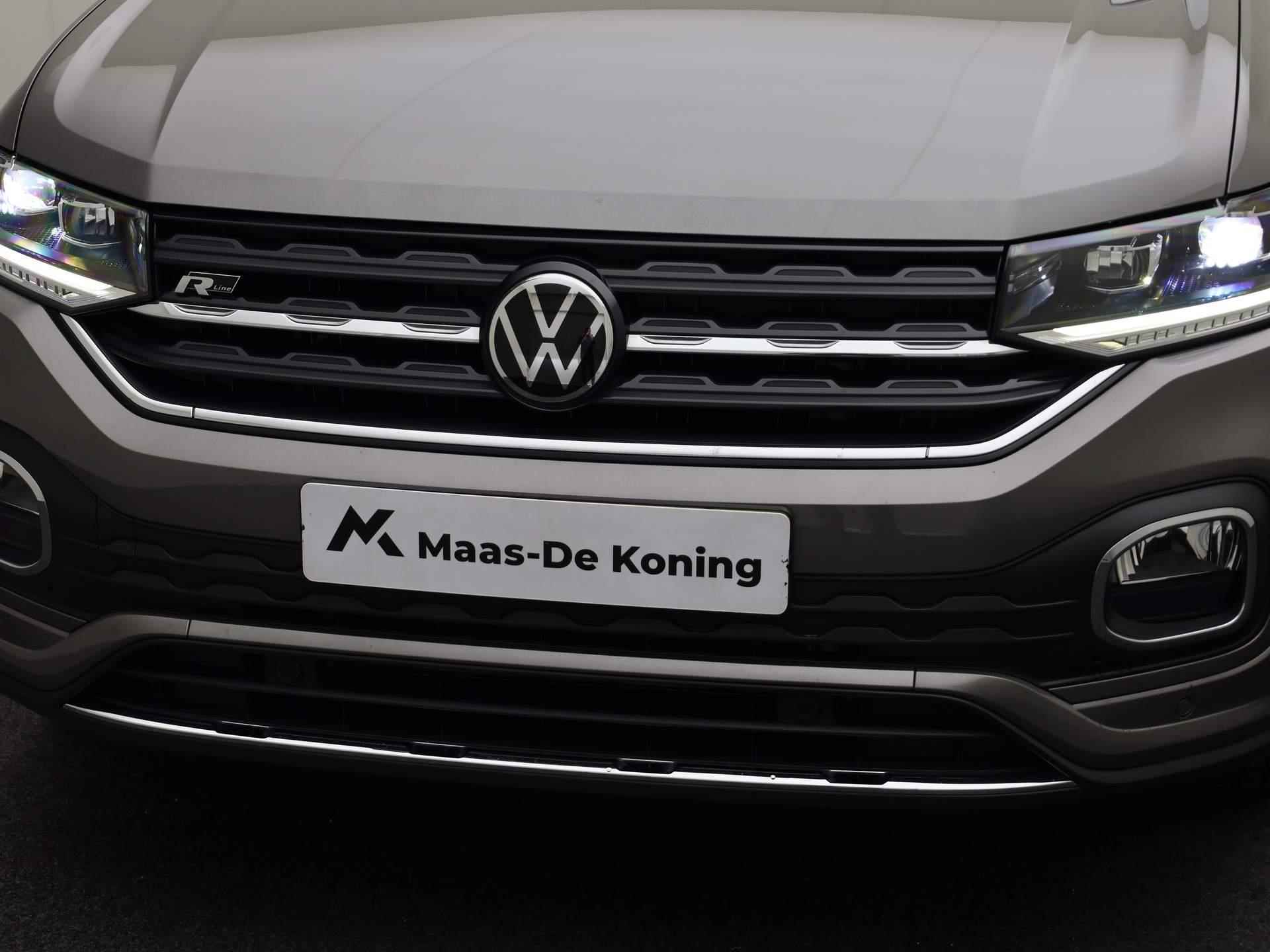 Volkswagen T-Cross 1.0TSI/110PK R-Line DSG · Navigatie · Trekhaak · Parkeersensoren + camera - 27/41
