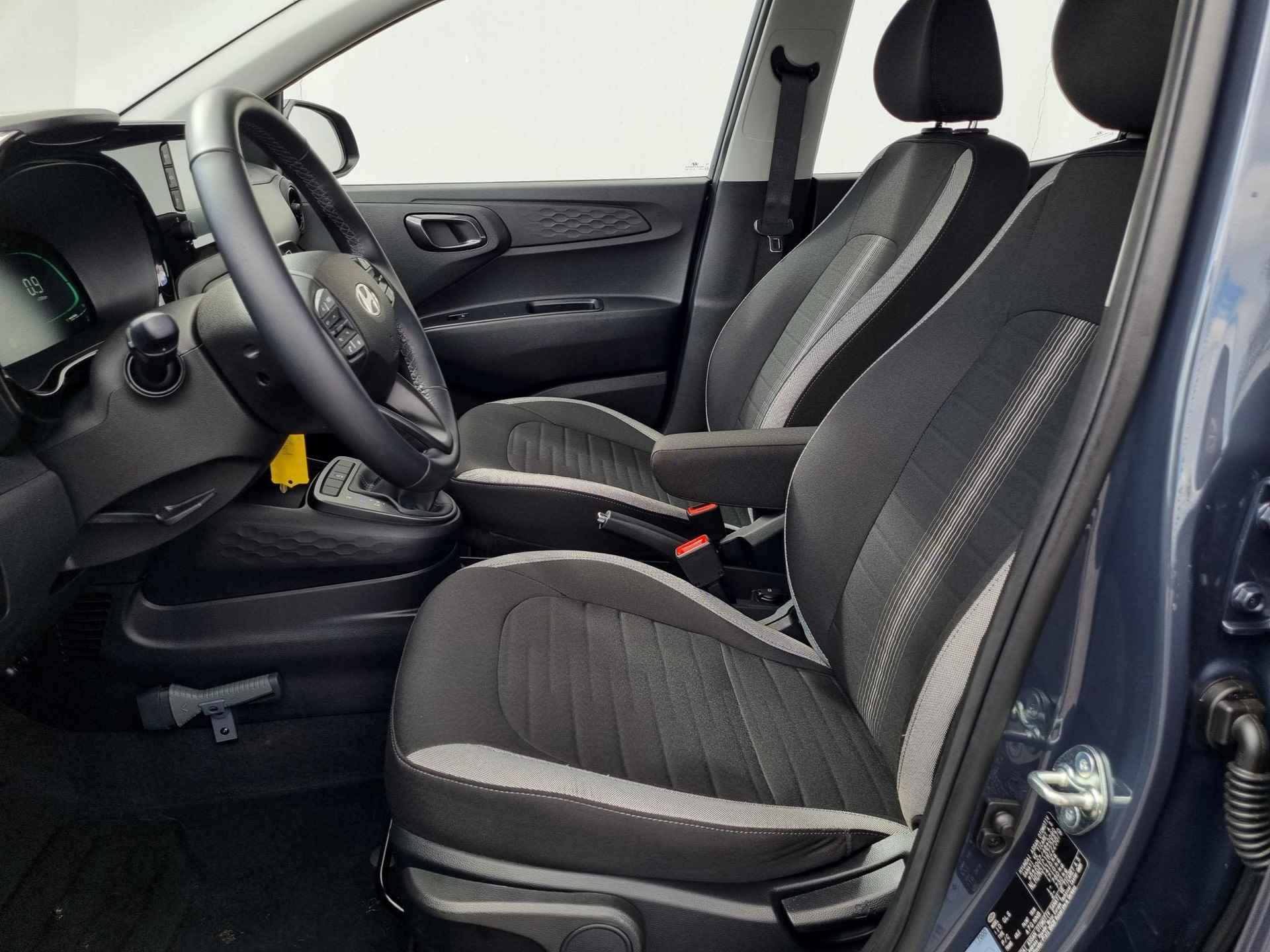 Hyundai i10 1.0 Comfort 5-zits Automaat / Origineel NL / Navigatie via Android Auto/Apple Carplay / - 5/35