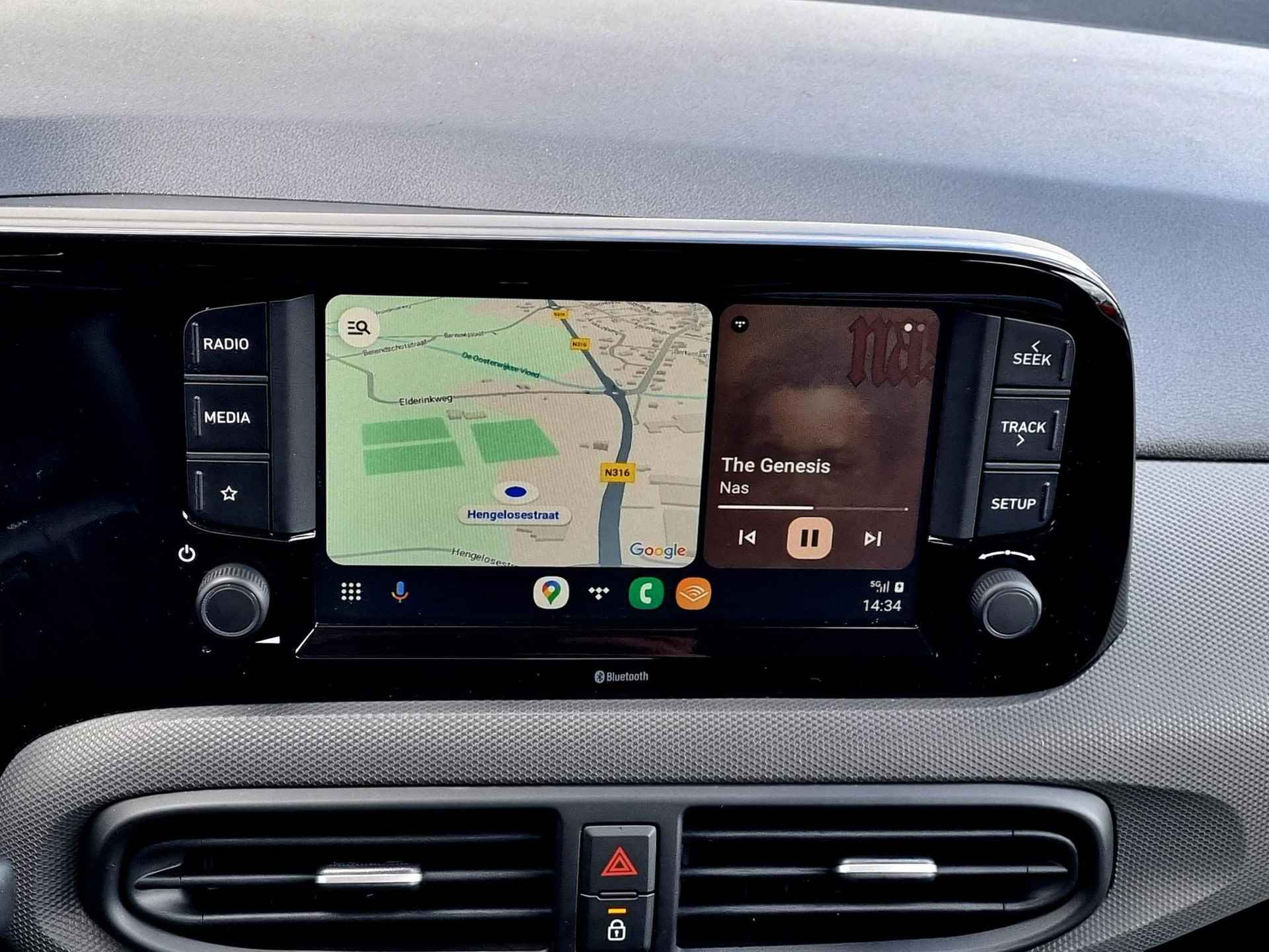 Hyundai i10 1.0 Comfort 5-zits Automaat / Origineel NL / Navigatie via Android Auto/Apple Carplay / - 8/35