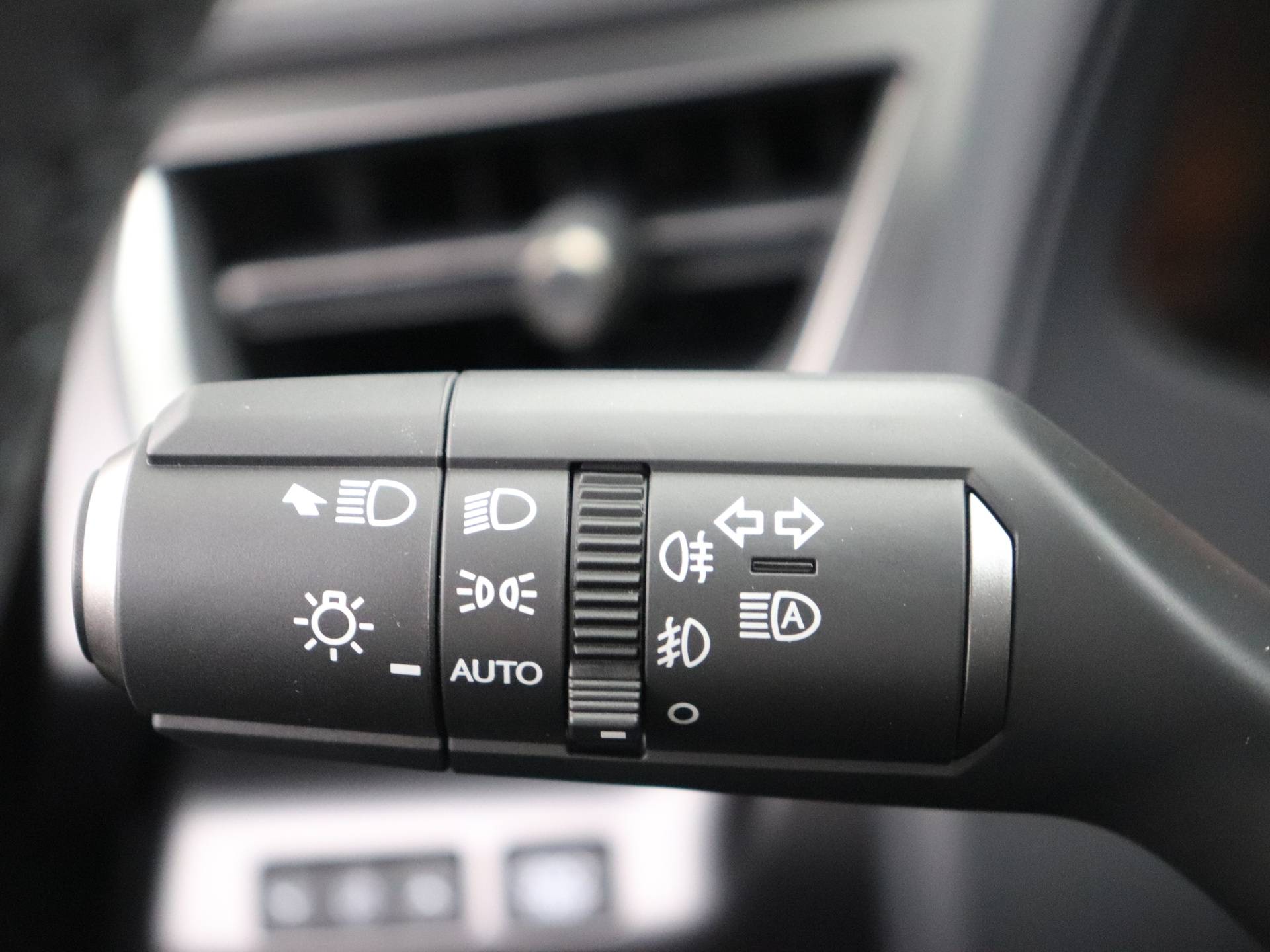 Lexus UX 250h Business Line | Cloud-based Navigatie | Hey Lexus Voice Control | Apple Carplay/ Android Auto | - 17/42