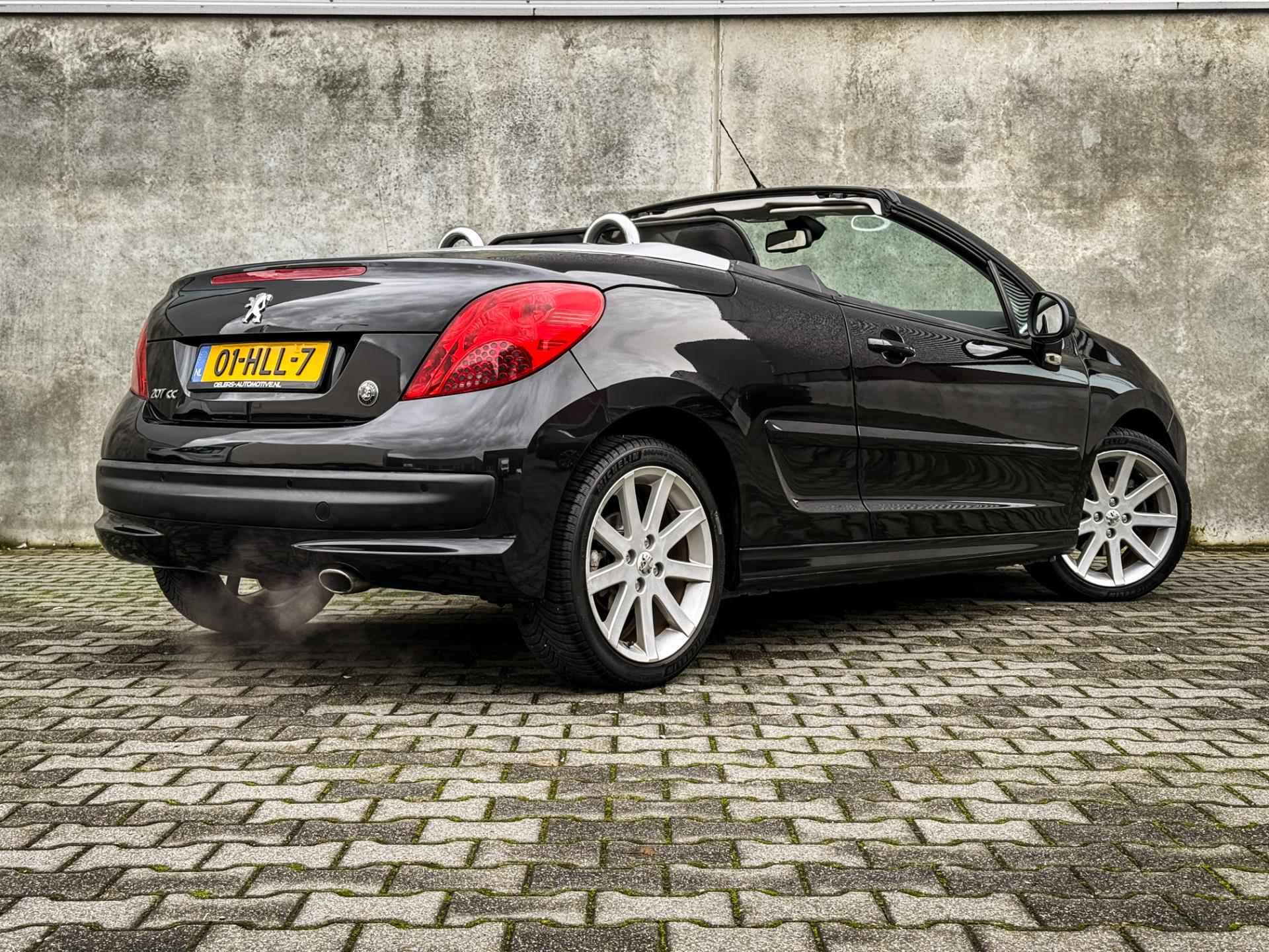 Peugeot 207 CC 1.6 VTi Roland Garros | Origineel NL! | Clima | Leder | Cruise | Metalic | Super mooi! | - 2/45