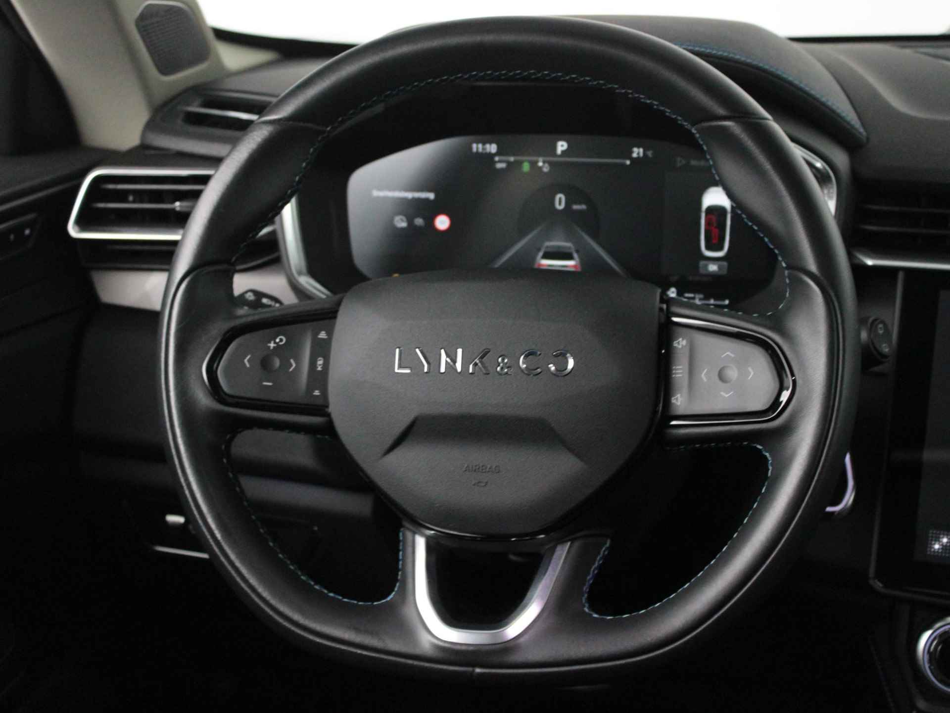 Lynk & Co 01 1.5 | Navi | Clima | Cruise | Panodak | LM velgen 20" | PDC V+A + Camera | Apple Carplay/Android Auto - 37/56