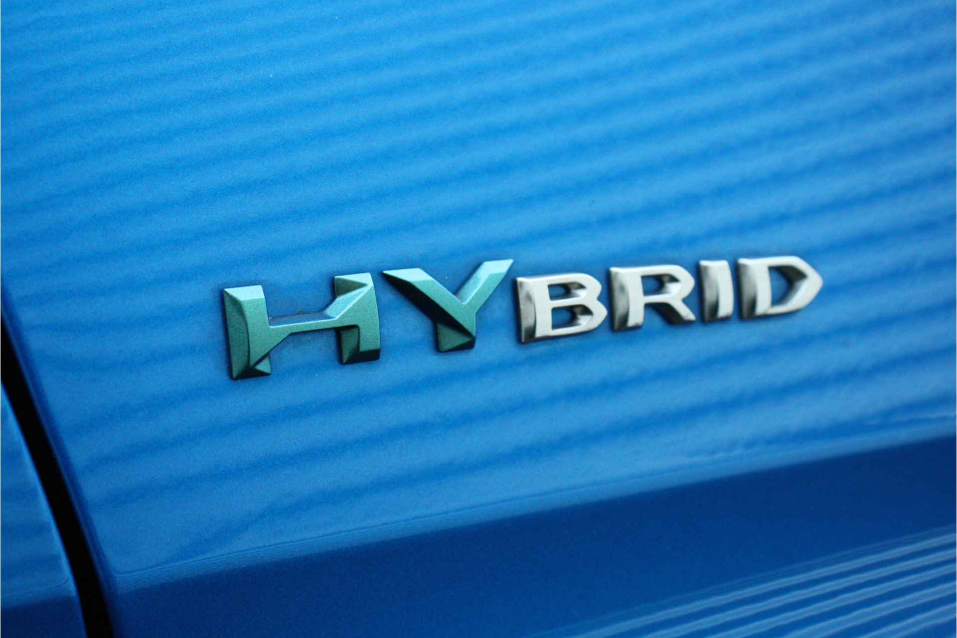 Peugeot 3008 1.6 HYBRID 225PK BLUE LEASE ALLURE AUTOMAAT / NAVI / LEDER / CLIMA / PDC / 18" LMV / CAMERA / KEYLESS / FULL-LED / 1E EIGENAAR / - 15/45