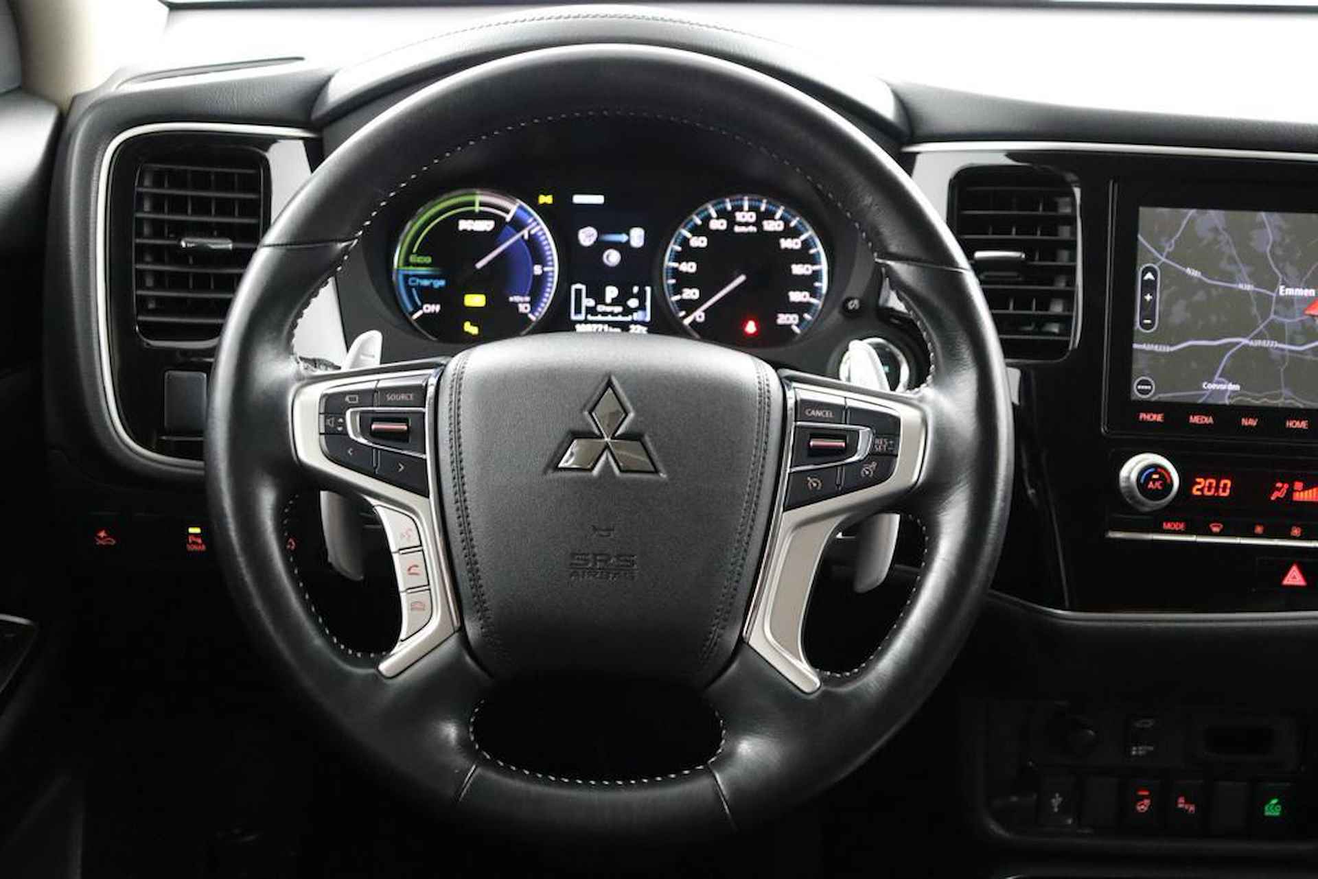 Mitsubishi Outlander 2.4 PHEV Intense+ | Eerste Eigenaar | 1.500 Kg Trekgewicht | Climate Control | 360 Camera | Panoramadak | Bekleding Leer/Alcantara - 16/60