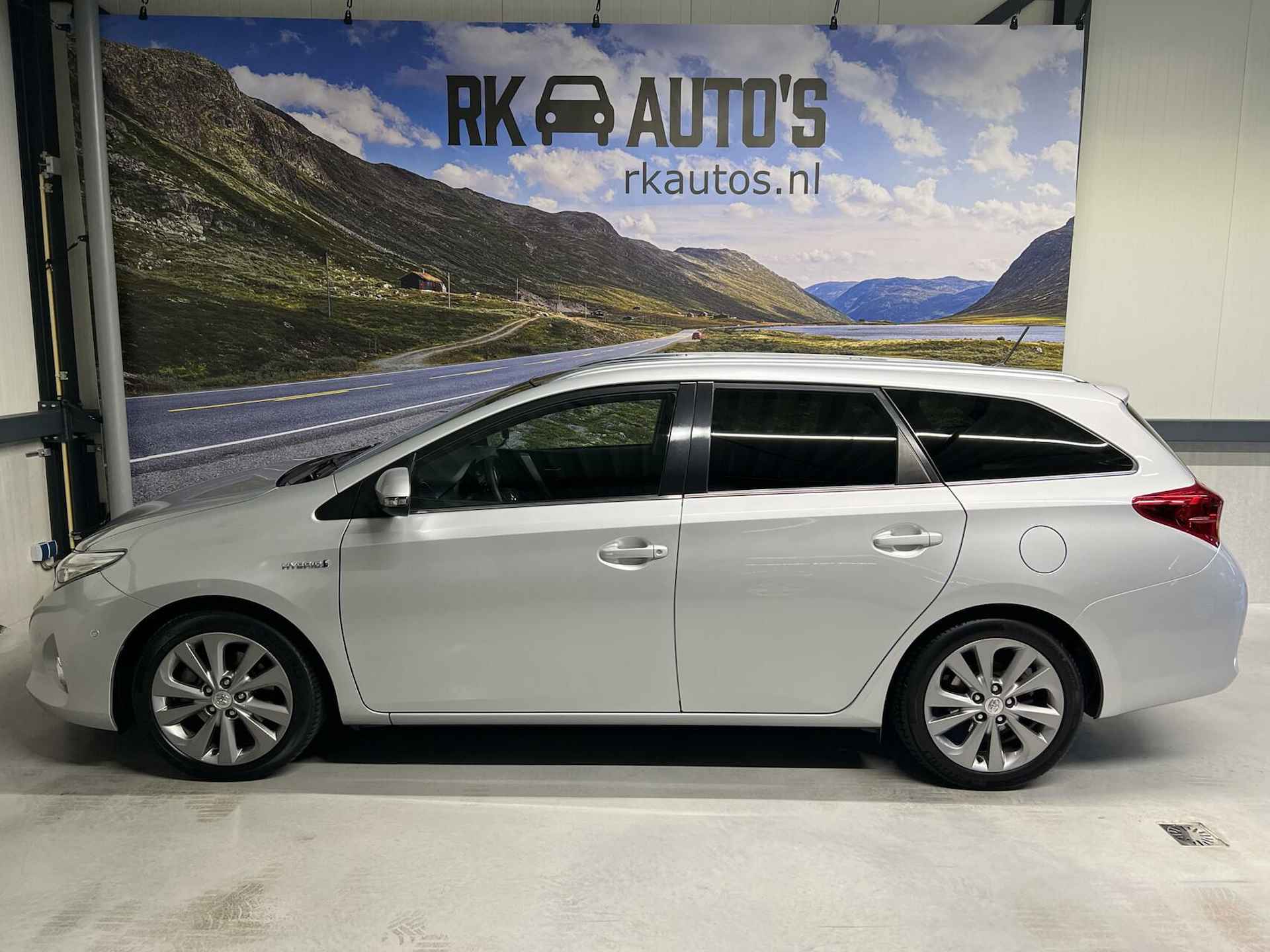 Toyota Auris Touring Sports 1.8 Hybrid Lease Pro - 13/35