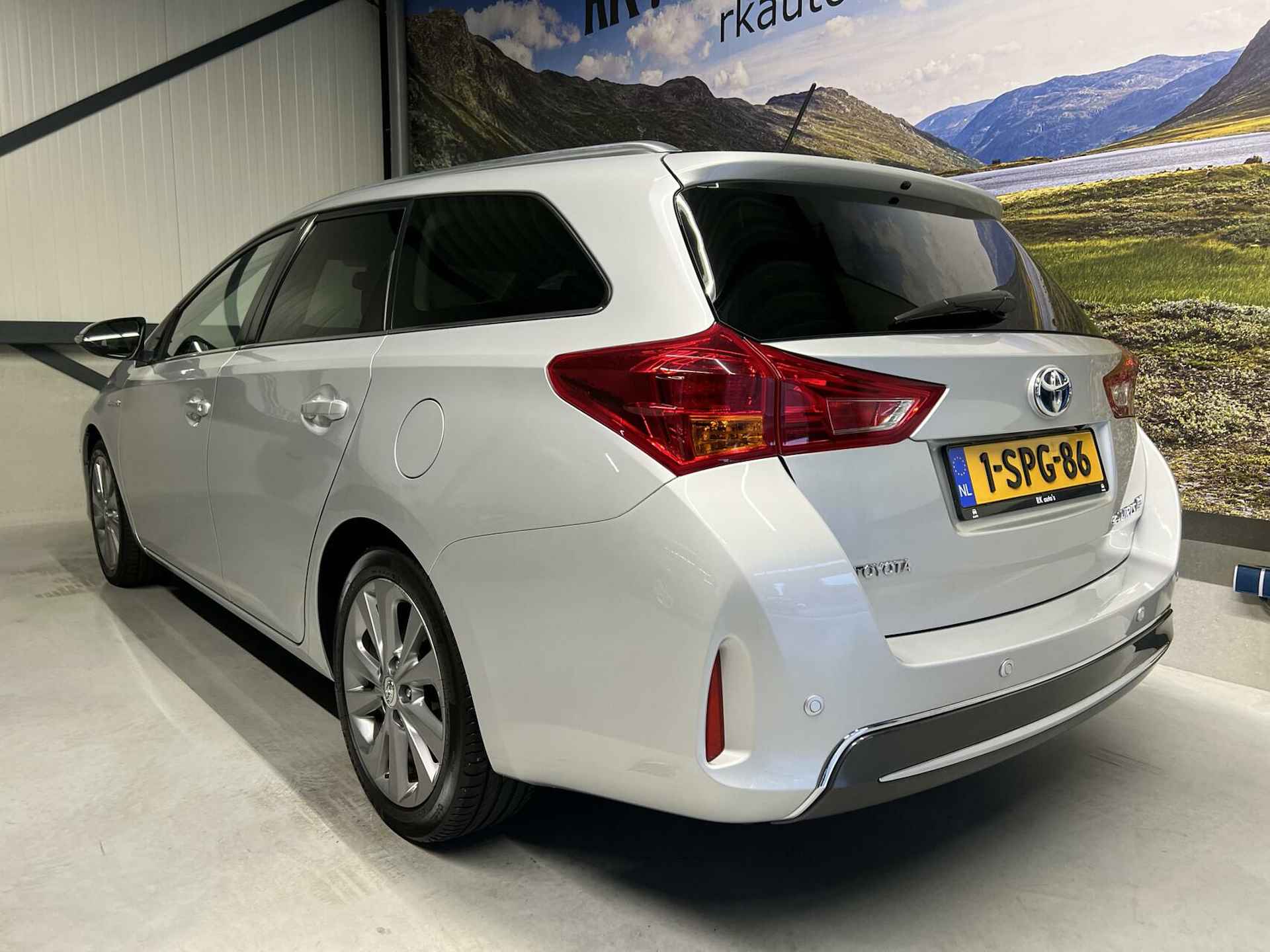 Toyota Auris Touring Sports 1.8 Hybrid Lease Pro - 3/35