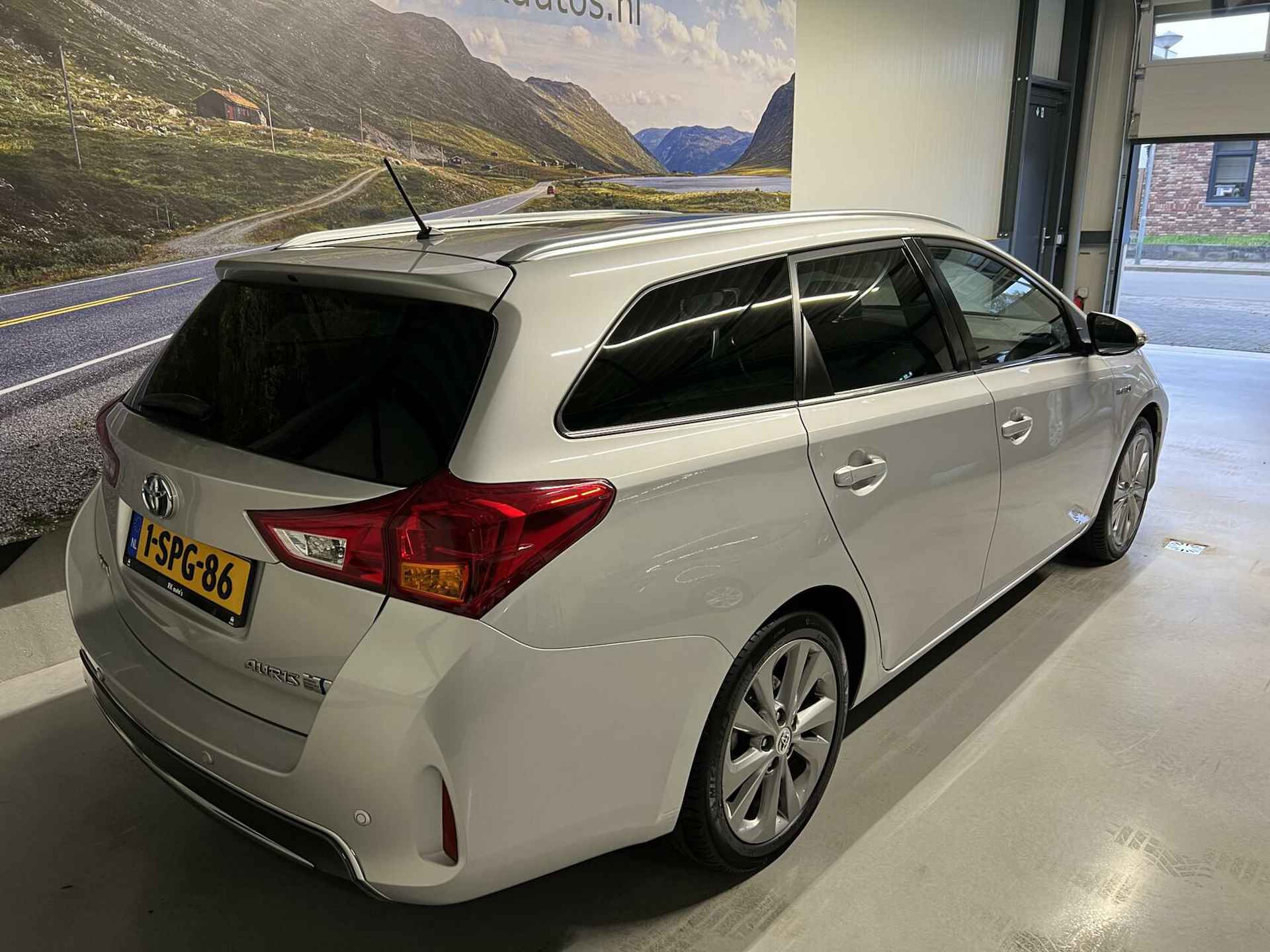 Toyota Auris Touring Sports 1.8 Hybrid Lease Pro - 16/35