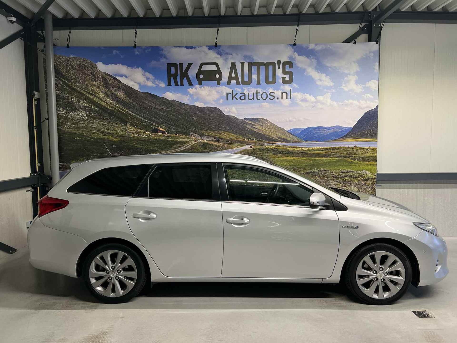 Toyota Auris Touring Sports 1.8 Hybrid Lease Pro - 17/35